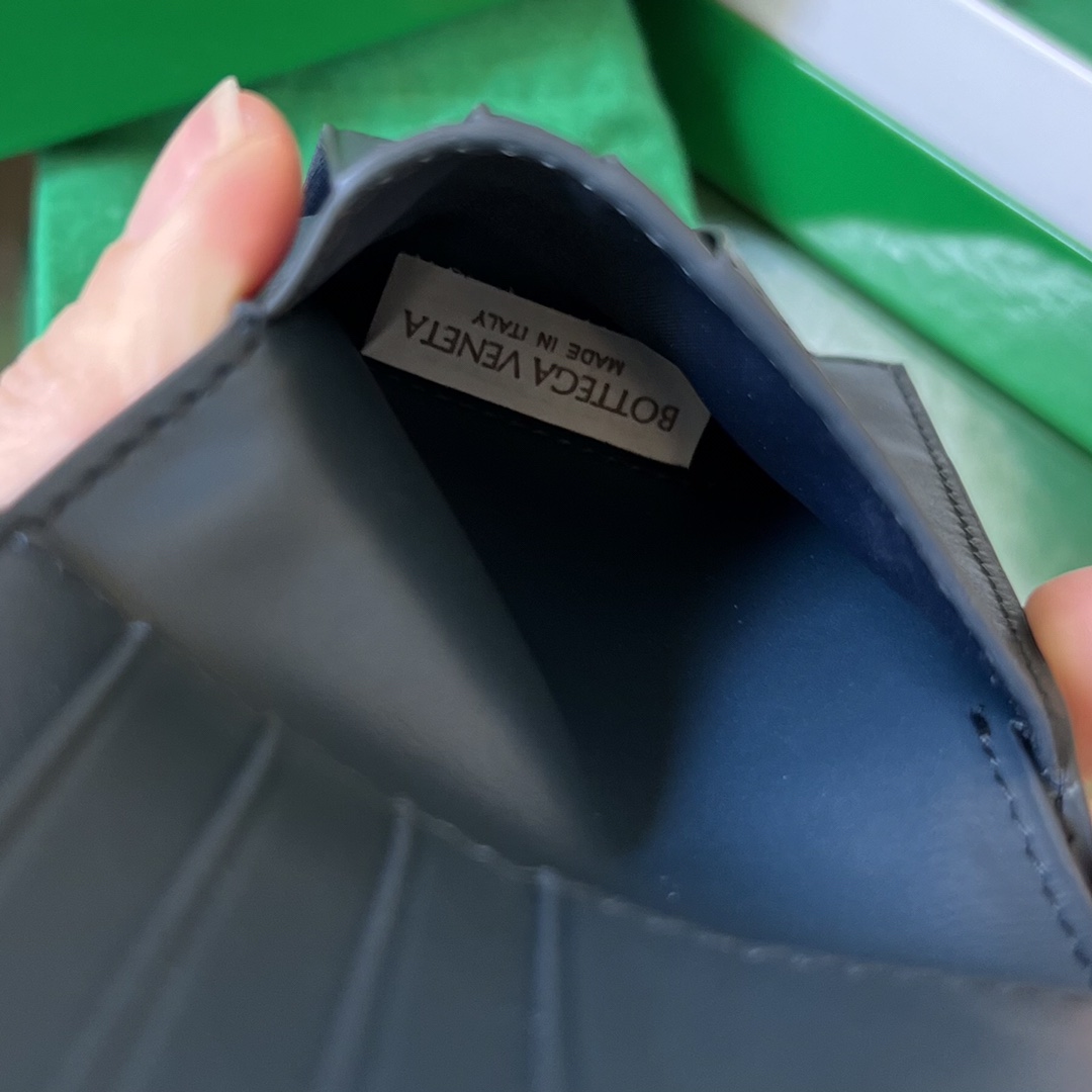 BV 葆蝶 编织双折 Intrecciato 牛皮革 短夹 长夹 钱包 男款  B5海军蓝 743211VCPQ48838