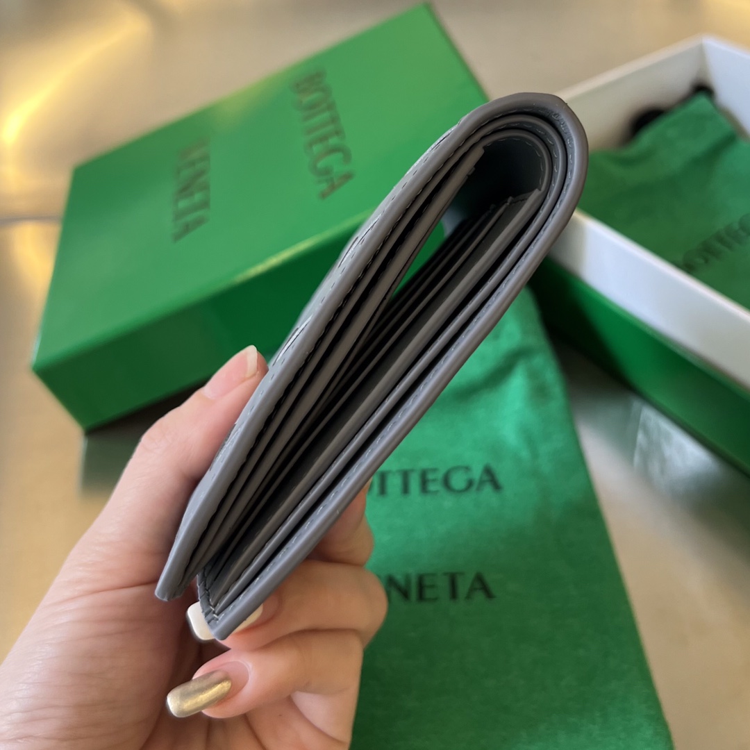 BV 葆蝶 编织双折 Intrecciato 牛皮革 短夹 长夹 钱包 男款  B5灰色 605721VCPQ41242