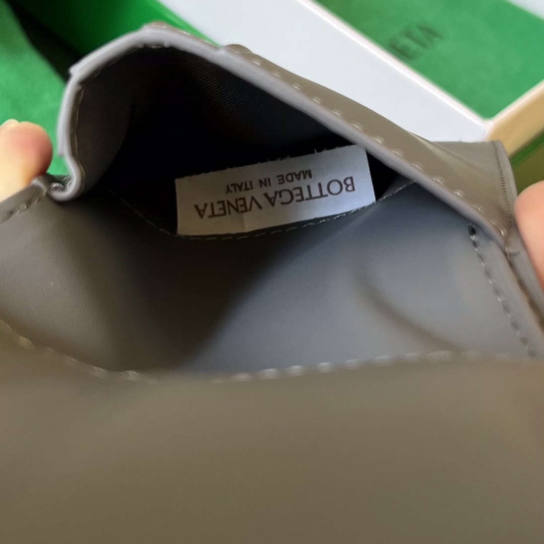 BV 葆蝶 编织双折 Intrecciato 牛皮革 短夹 长夹 钱包 男款  B5灰色 605721VCPQ41242