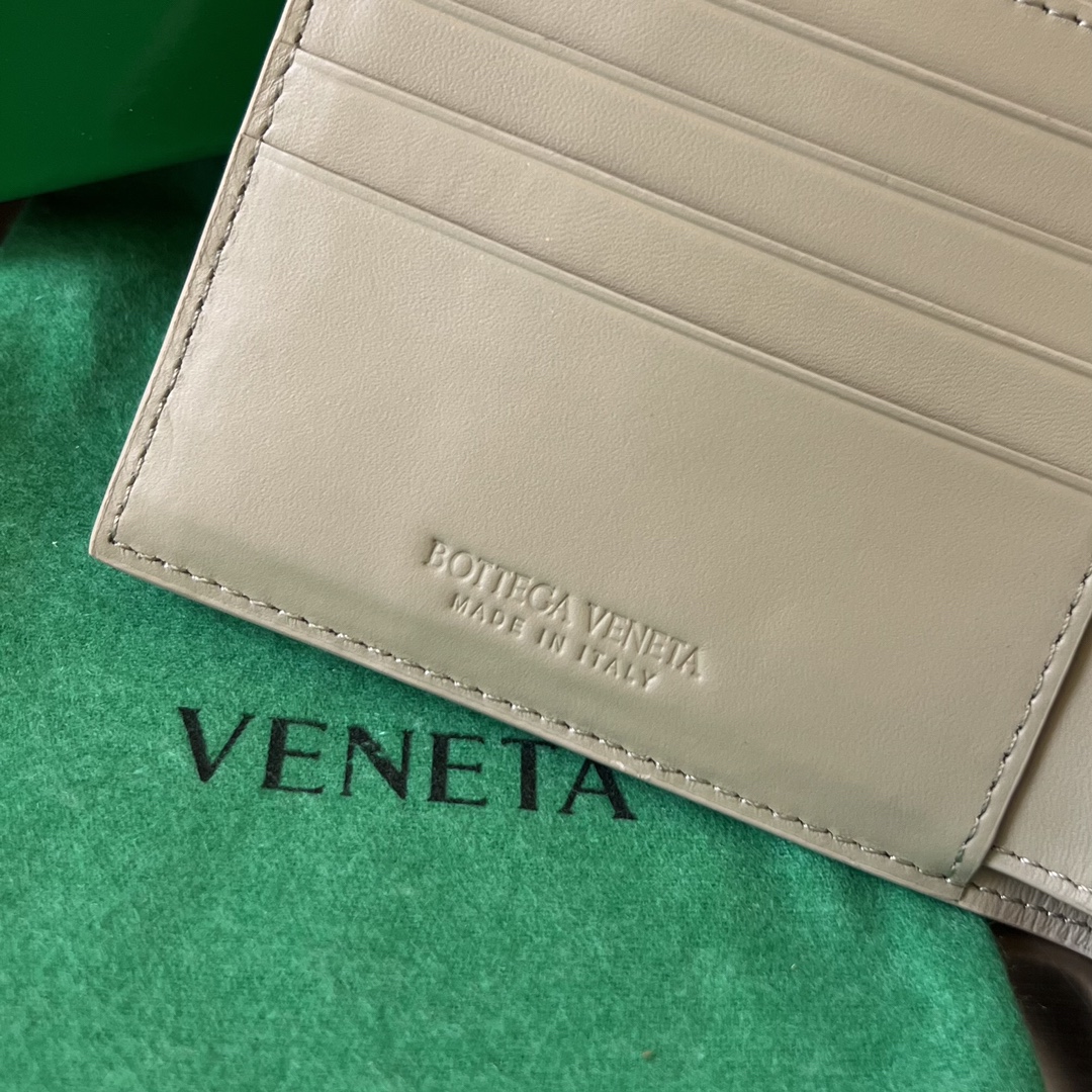 BV 葆蝶 编织双折 Intrecciato 牛皮革 短夹 长夹 钱包 男款  B5洞石绿 605721VCPQ42919