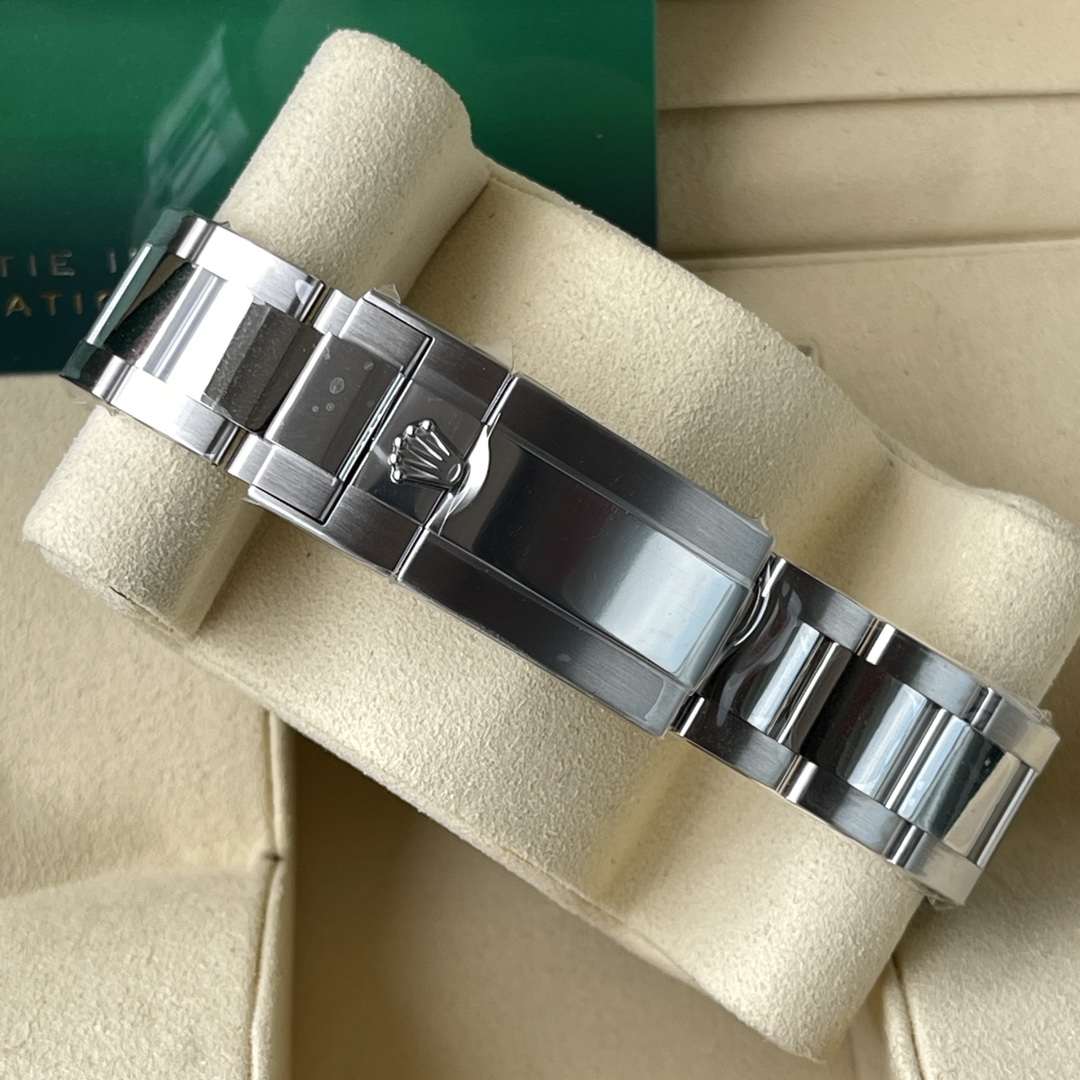 ROLEX 勞力士 宇宙計型迪通拿系列 自動機械機芯100米防水 男表瑞表40mm 蚝式鋼表殼 蚝式鋼表帶 熊猫迪 M116500LN-0001