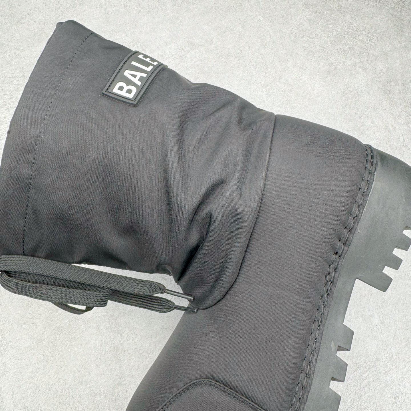 Balenciaga FW24 SKIWEAR 巴黎世家 雪地靴 系带  中筒 老爹鞋 运动 复古板鞋 休闲鞋 男鞋 女鞋 黑色 780558W4SA11000