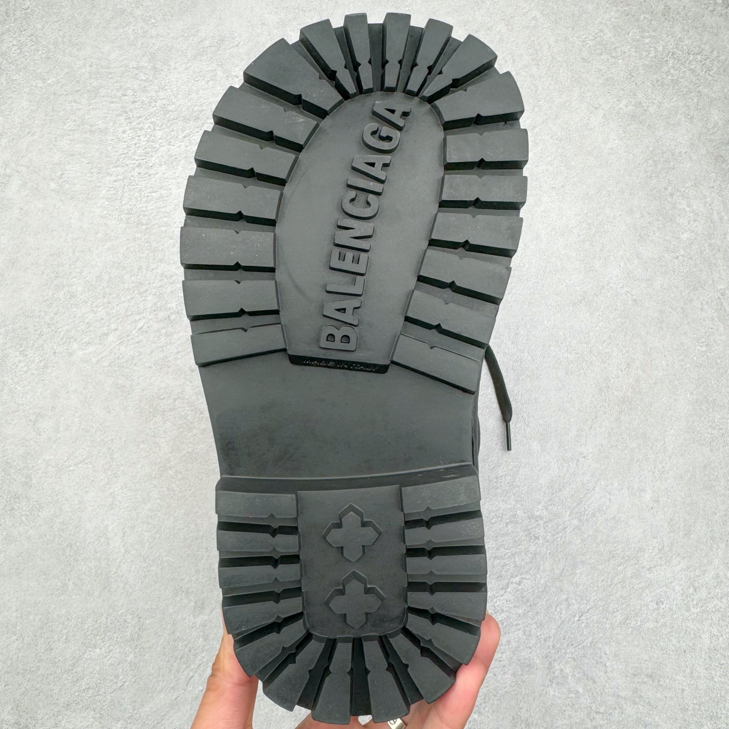 Balenciaga FW24 SKIWEAR 巴黎世家 雪地靴 系带  中筒 老爹鞋 运动 复古板鞋 休闲鞋 男鞋 女鞋 黑色 780558W4SA11000