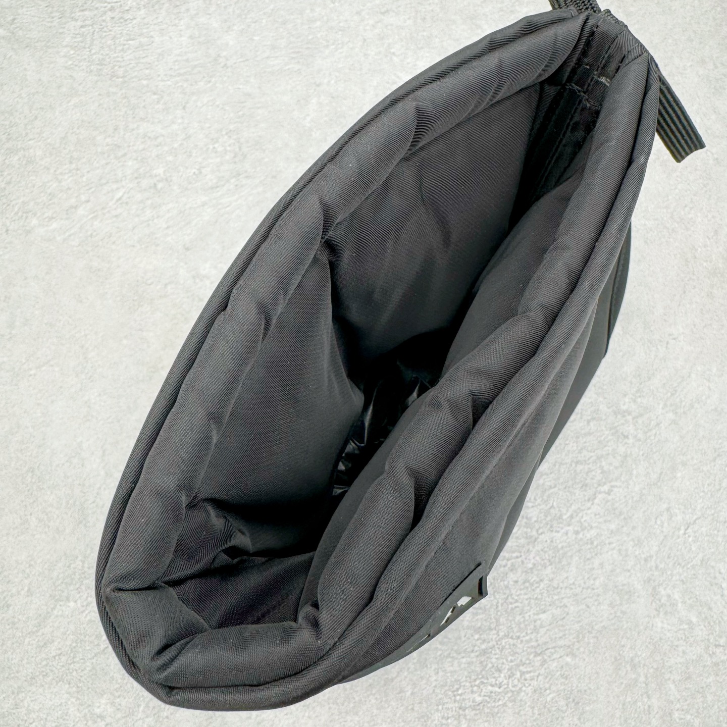 Balenciaga FW24 SKIWEAR 巴黎世家 雪地靴 系带  中筒 老爹鞋 运动 复古板鞋 休闲鞋 男鞋 女鞋 黑色 780558W4SA11000