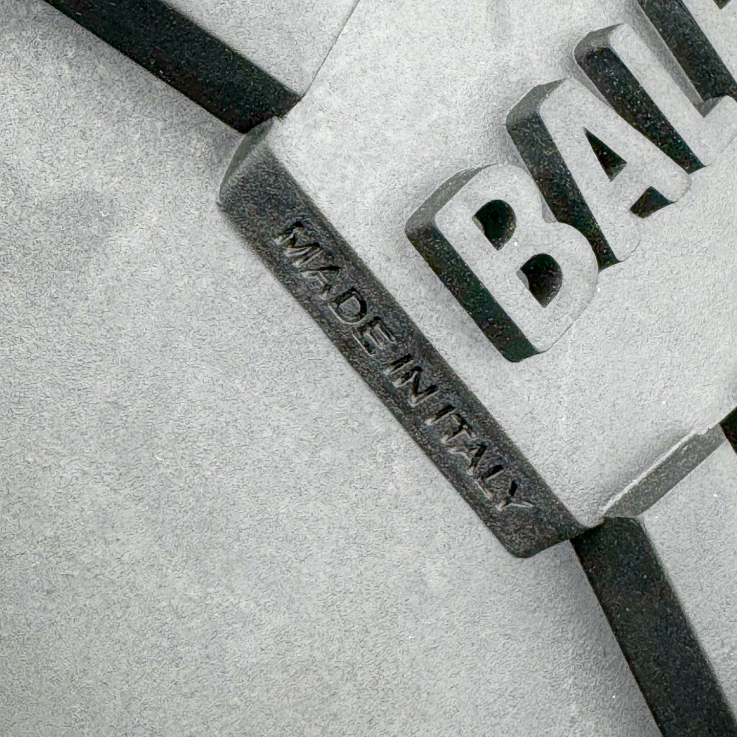 Balenciaga FW24 SKIWEAR 巴黎世家 雪地靴 系带  中筒 老爹鞋 运动 复古板鞋 休闲鞋 男鞋 女鞋 黑色 780558W4SA11000