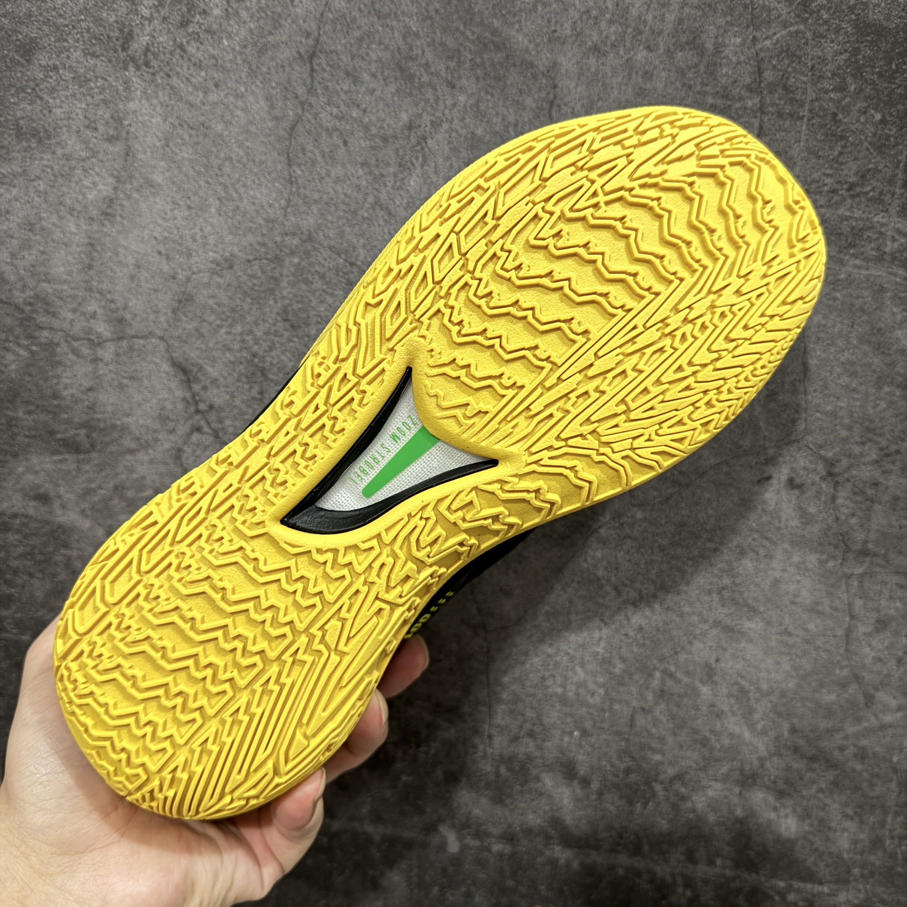 XO GT Cut 1  Air ZOOM 低筒  防滑耐磨 全掌氣墊 籃球鞋 實戰鞋 球鞋 波鞋 男鞋  俄勒冈黑鸭子队PE