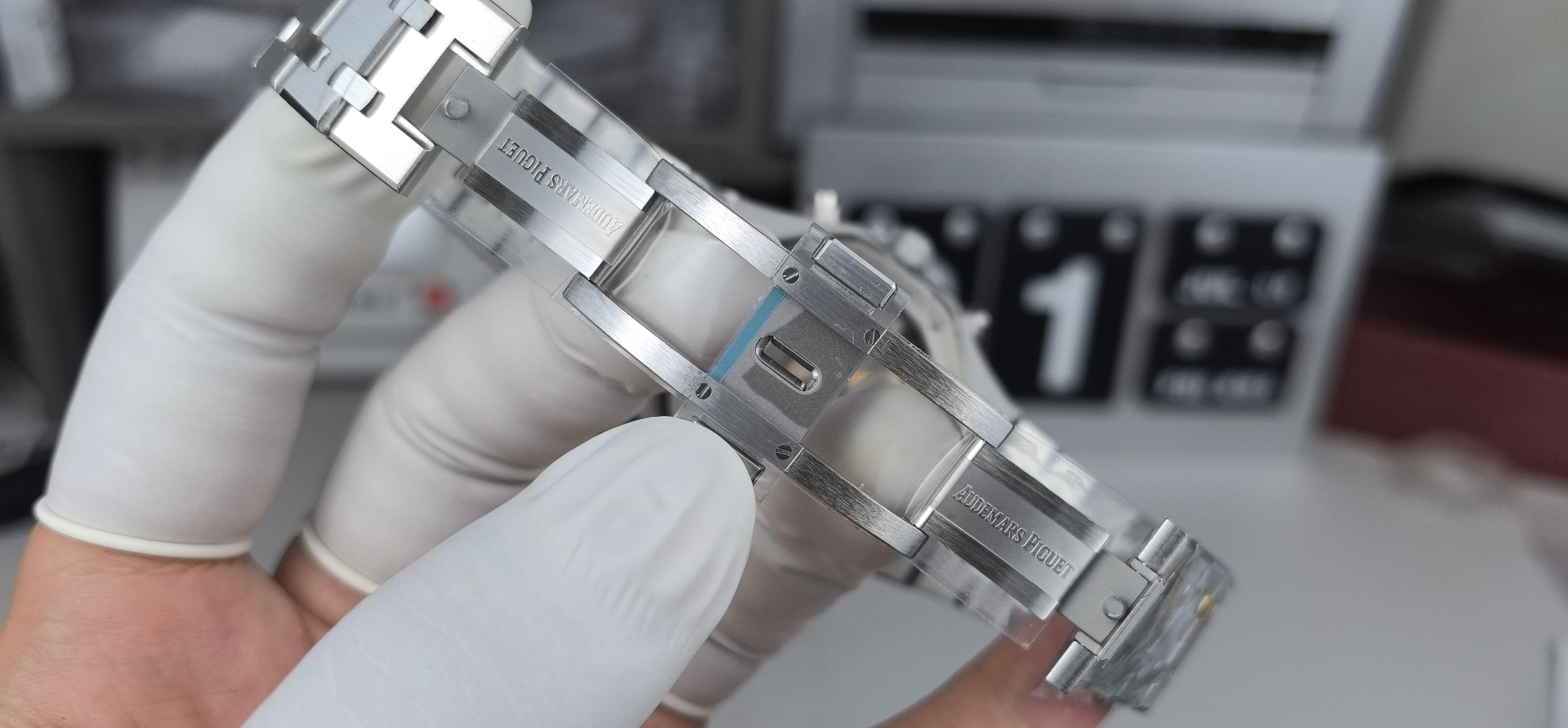 APS AUDEMARS PIGUET爱彼 皇家橡树ROYAL OAK系列 自动机械机芯 50米 防水 男表 瑞表 蓝色表盘 精钢表带