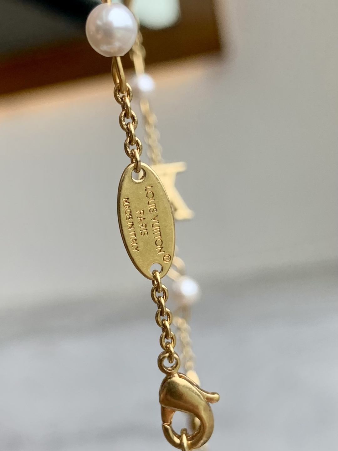 LV Monogram 字母花卉装饰 金属 树脂 珍珠 项链 女款 46CM  M01610金色