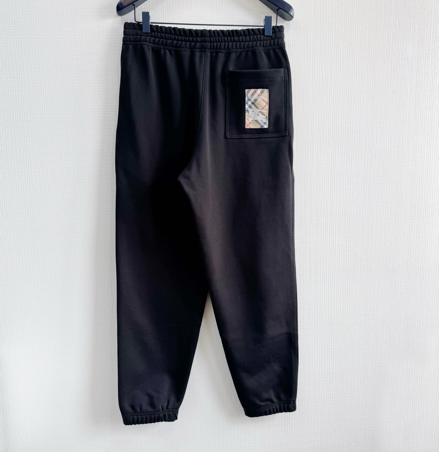 Burberry 巴宝莉 战马图案格纹松紧腰休闲裤 裤子 长裤 黑色