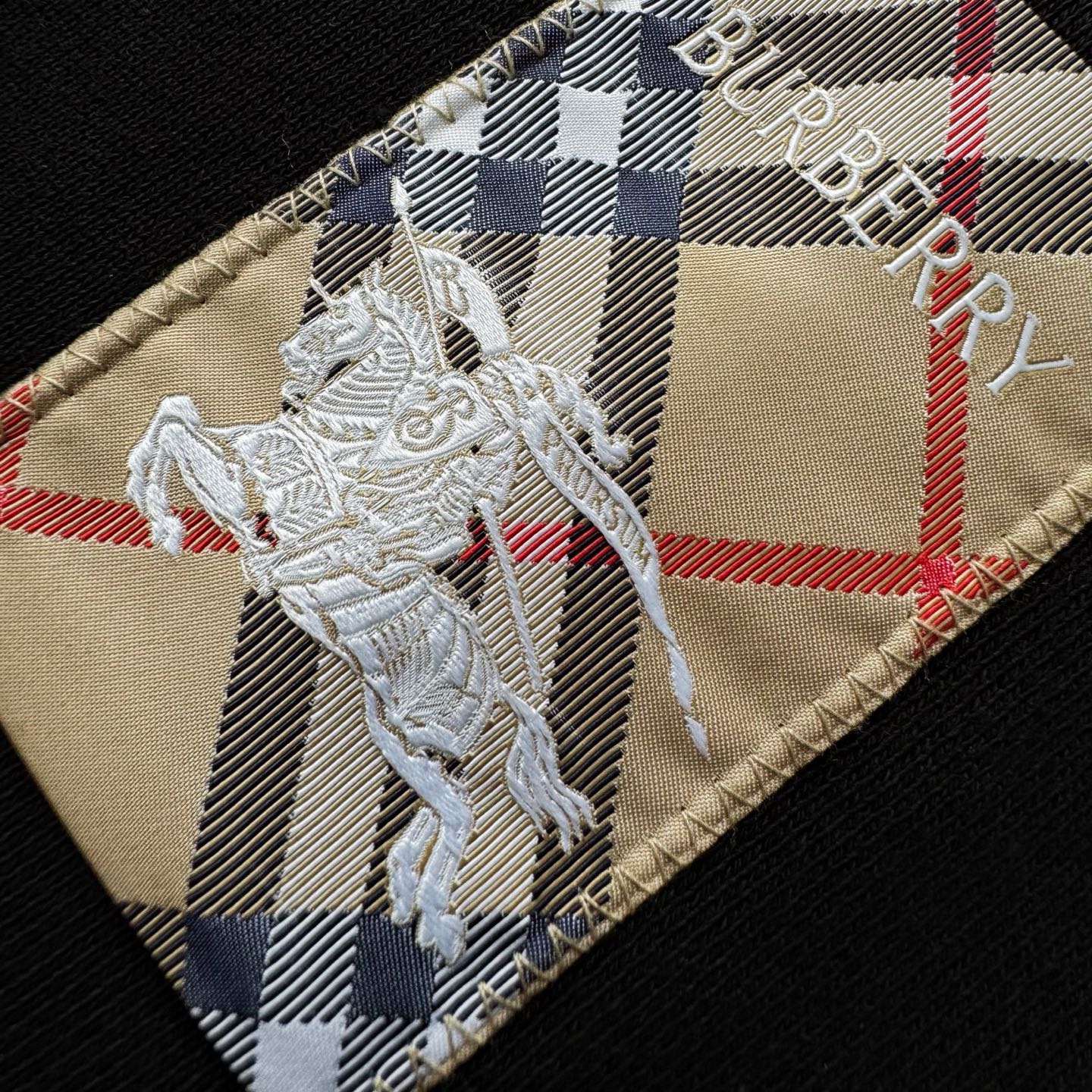 Burberry 巴宝莉 战马图案格纹松紧腰休闲裤 裤子 长裤 黑色