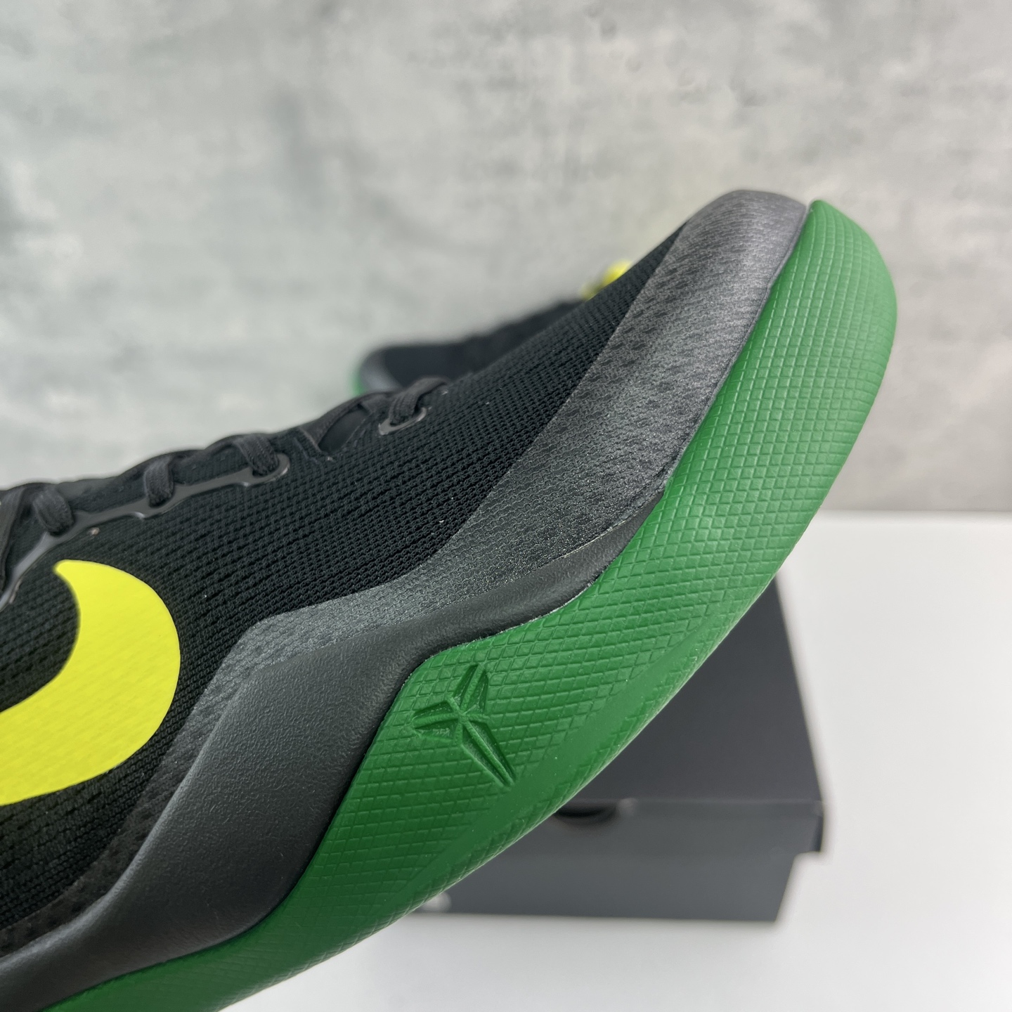 GX Kobe 8 OREGON DUCKS" PE PACK 科比8 低筒 全掌LUNARLON 鞋墊 籃球鞋 實戰鞋 球鞋 男鞋 波鞋 俄勒冈黑鸭子