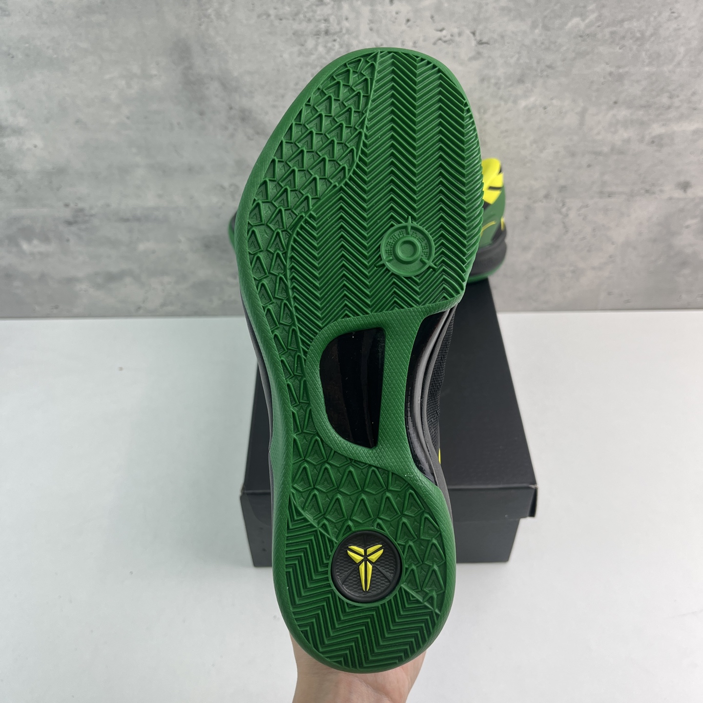 GX Kobe 8 OREGON DUCKS" PE PACK 科比8 低筒 全掌LUNARLON 鞋墊 籃球鞋 實戰鞋 球鞋 男鞋 波鞋 俄勒冈黑鸭子