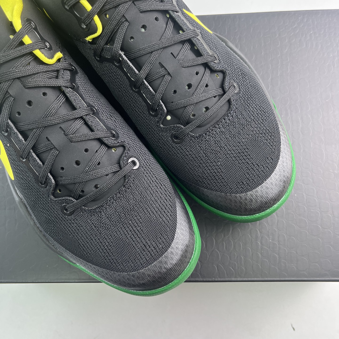 GX Kobe 8 OREGON DUCKS" PE PACK 科比8 低筒 全掌LUNARLON 鞋墊 籃球鞋 實戰鞋 球鞋 男鞋 波鞋 俄勒冈黑鸭子