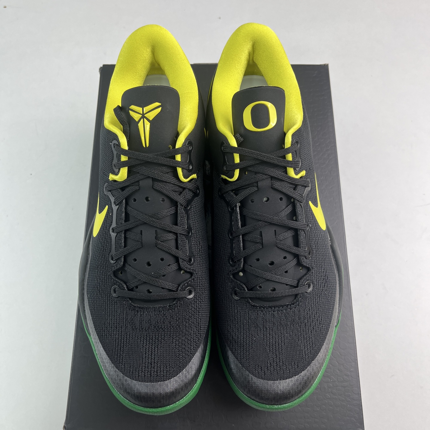 GX Kobe 8 OREGON DUCKS" PE PACK 科比8 低筒 全掌LUNARLON 鞋墊 籃球鞋 實戰鞋 球鞋 男鞋 波鞋 俄勒冈黑鸭子