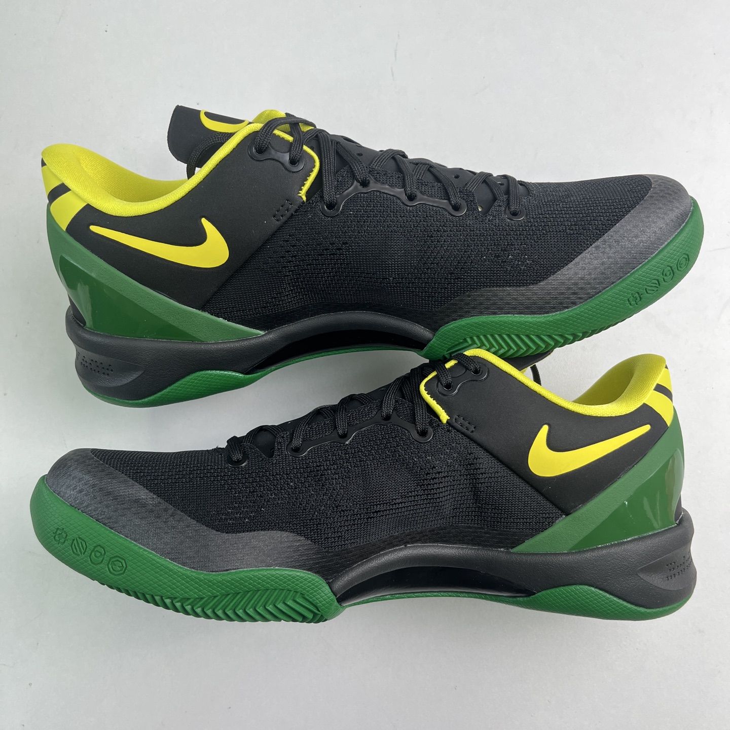 GX Kobe 8 OREGON DUCKS" PE PACK 科比8 低筒 全掌LUNARLON 鞋墊 籃球鞋 實戰鞋 球鞋 男鞋 波鞋 俄勒冈黑鸭子