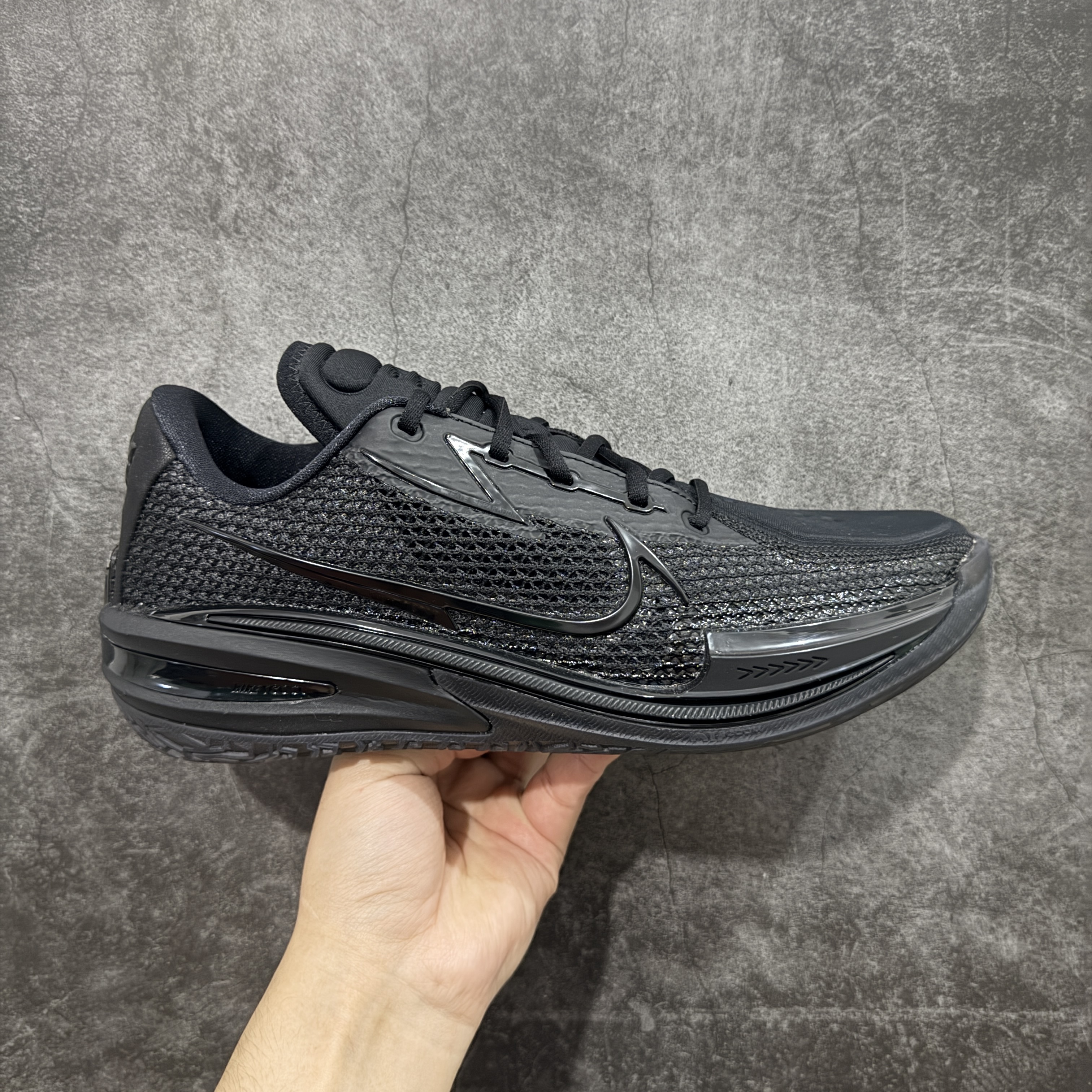 XO GT Cut 1  "Triple Black" 低筒  防滑耐磨 全掌氣墊 籃球鞋 實戰鞋 球鞋 波鞋 男鞋  黑武士 DM5039-002