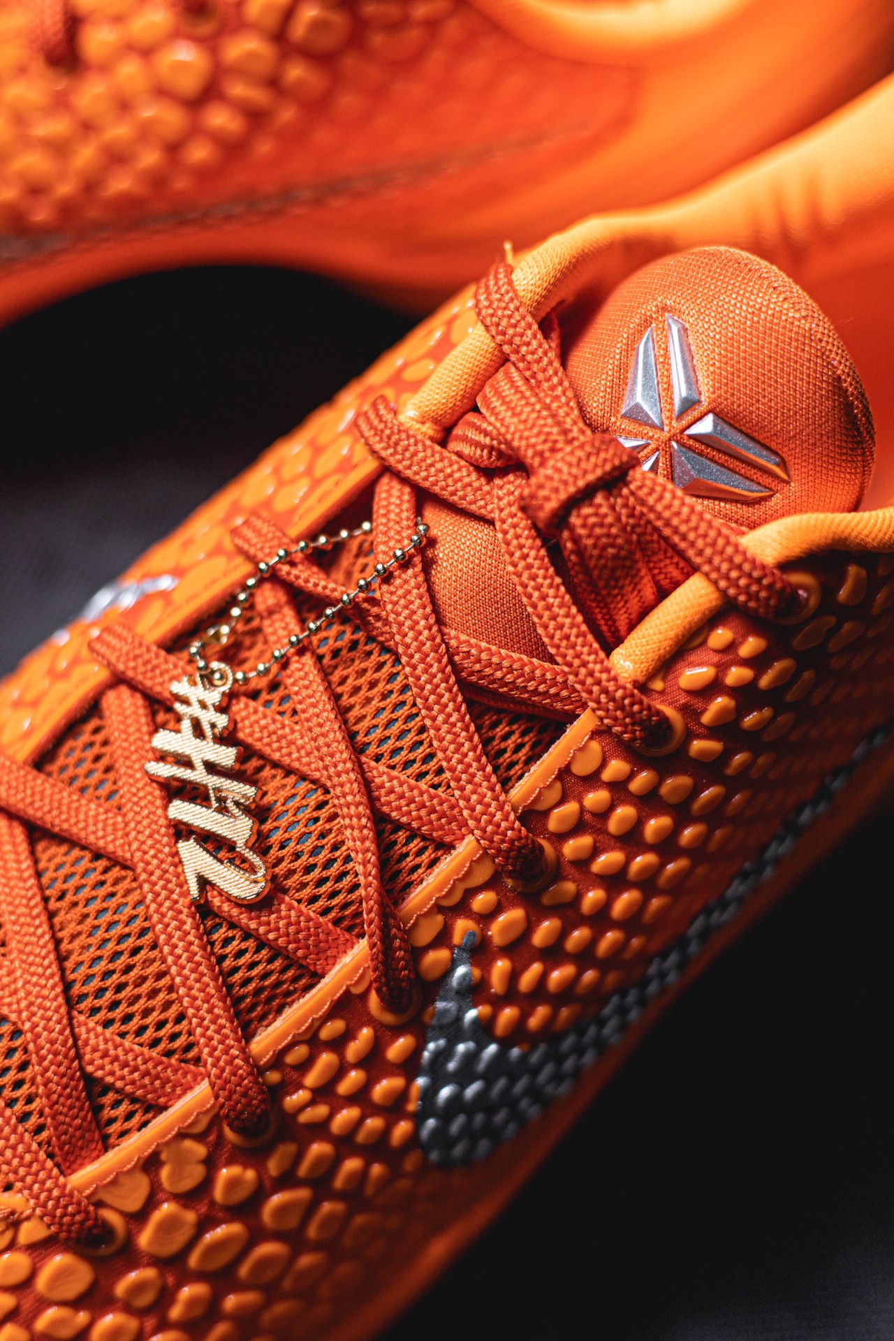 H12/Godkiller  Kobe6 Total Orange 前掌Zoom Turbo 气垫 后掌EVA缓震 低筒 球鞋 籃球鞋 實戰鞋 真碳板 男鞋 波鞋 暴力橙 IH1871-800