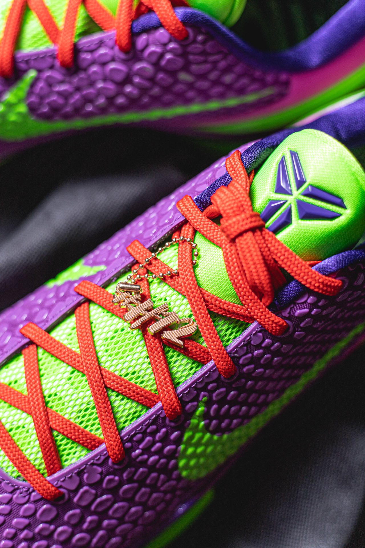 预订款 下个月出货 H12/Godkiller  Kobe6 Cheetah 前掌Zoom Turbo 气垫 后掌EVA缓震 低筒 球鞋 籃球鞋 實戰鞋 真碳板 男鞋 波鞋   紫绿 塔克PE