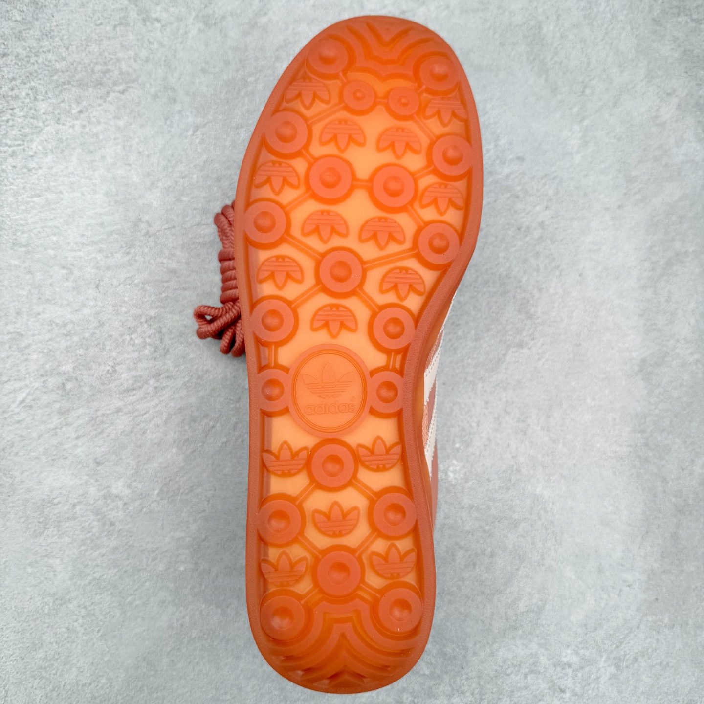 坏痞兔Bad Bunny x AD Gazelle Indoor Trainers  低筒 瞪羚室内 复古板鞋 德训休闲鞋 波鞋 男鞋 女鞋  粉色 JS5052