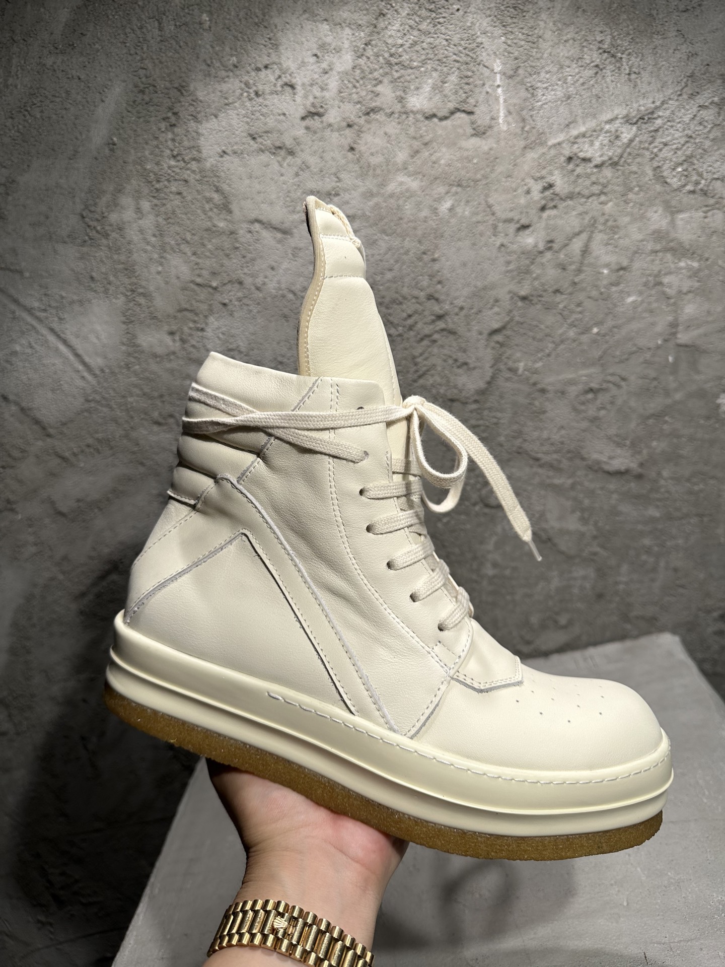 RICK OWENS RO  厚底 板鞋 休闲鞋 男鞋 女鞋 波鞋  皮質 倒三角 七孔白色 生胶底  RU02E1801LCO-111
