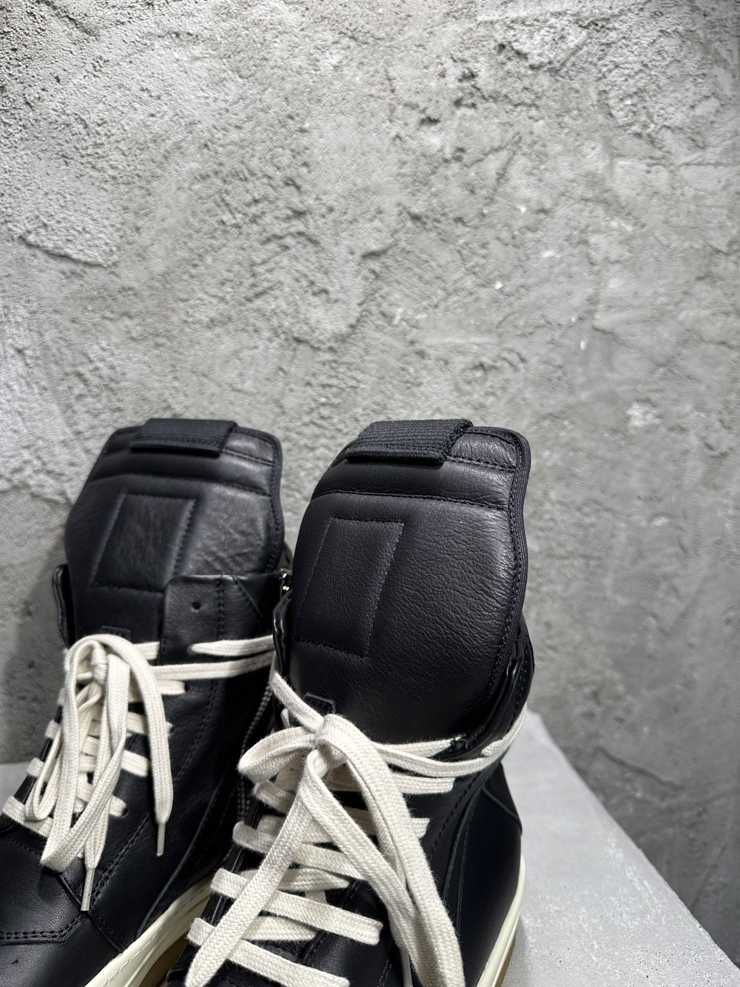 RICK OWENS RO  厚底 板鞋 休闲鞋 男鞋 女鞋 波鞋  皮質 倒三角 七孔黑色 生胶底  RU02E1801LCO-91