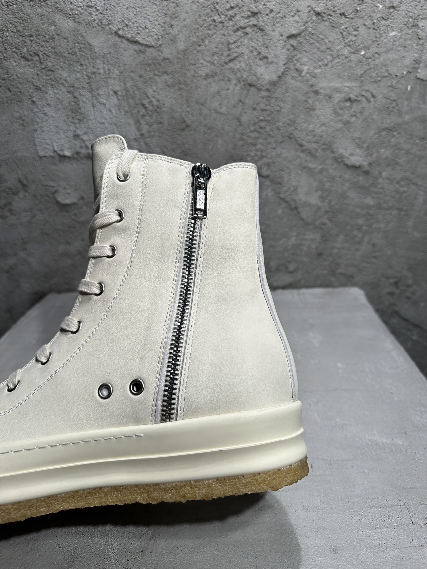 RICK OWENS RO  厚底 板鞋 休闲鞋 男鞋 女鞋 波鞋  皮質  拉链 牛奶白 生胶底 RU02E1802LCO-1111