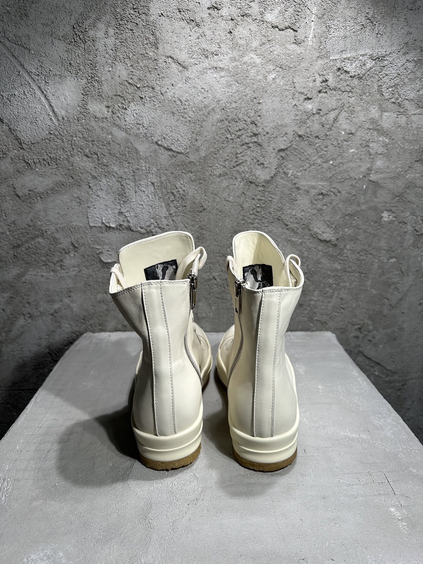 RICK OWENS RO  厚底 板鞋 休闲鞋 男鞋 女鞋 波鞋  皮質  拉链 牛奶白 生胶底 RU02E1802LCO-1111