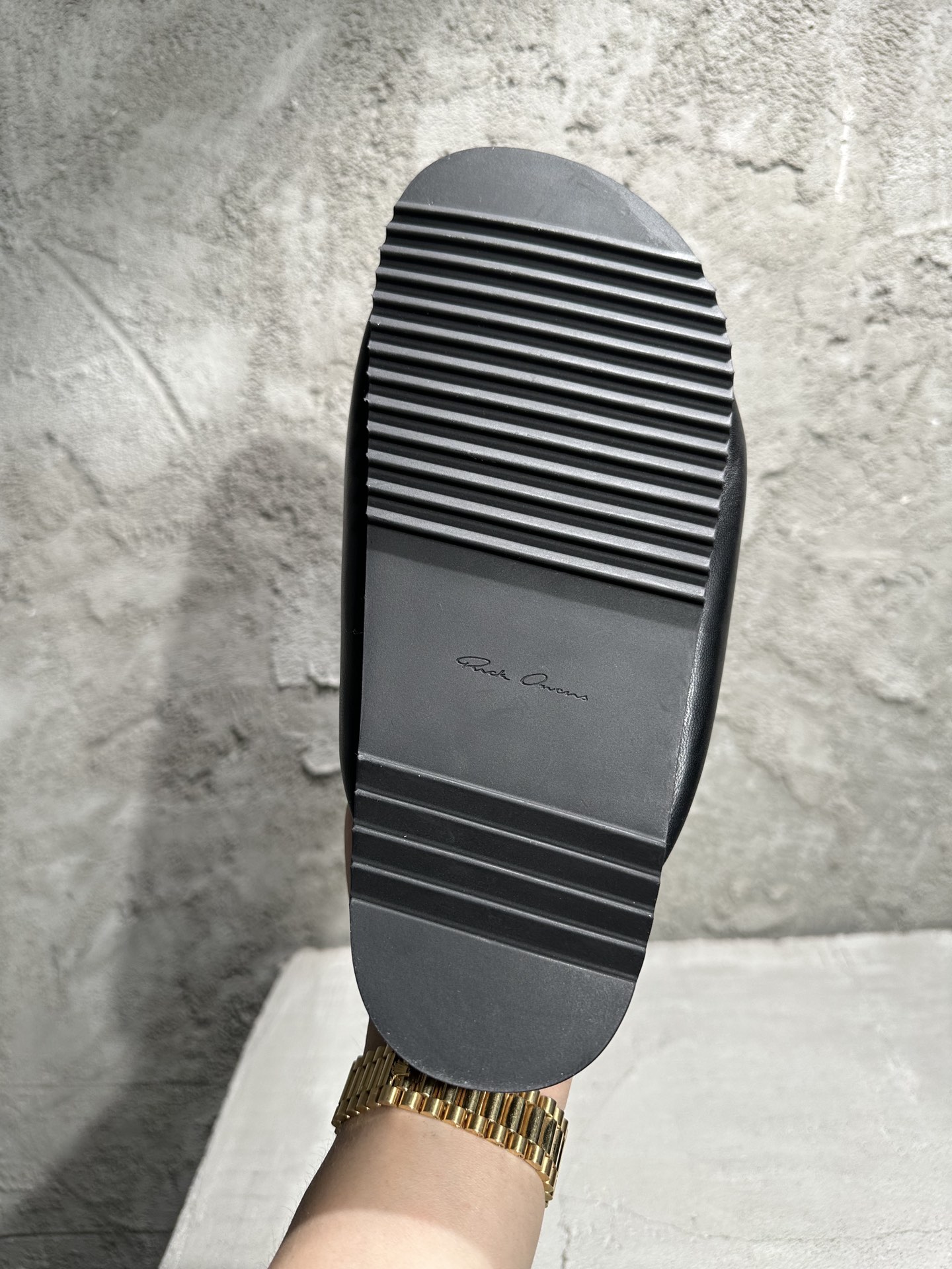 RICK OWENS RO   一字面包 厚底 板鞋 休闲鞋 男鞋 女鞋 波鞋  皮質 拖鞋    黑色 RU01D3818LLP-09