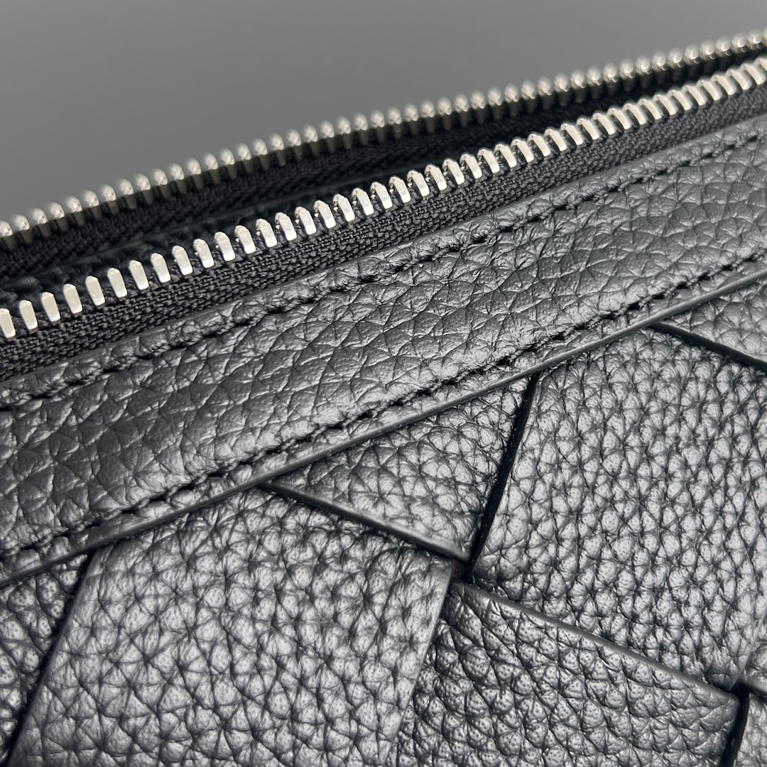 BV 葆蝶家 Diago 编织设计 牛皮 购物袋 手提袋  枕头包  斜款包 黑色 837112V4FV18803