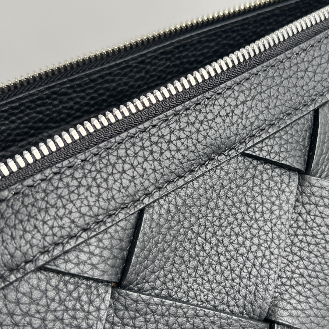 BV 葆蝶家 Diago 编织设计 牛皮 购物袋 手提袋  枕头包  斜款包 （颗粒面） 斜款包  黑色 795125V4FV18803