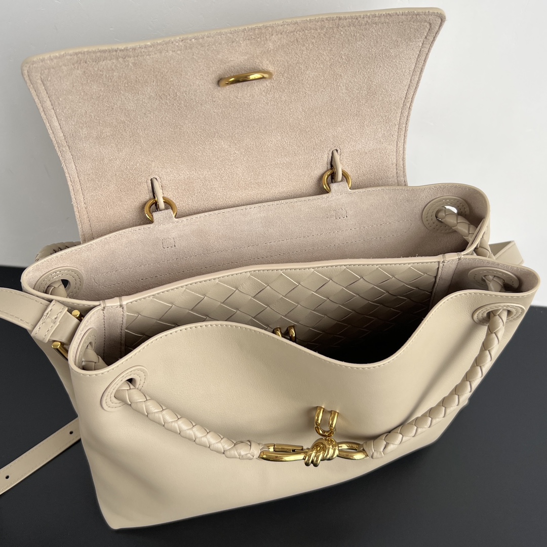 BV 葆蝶家 Ciao Ciao Tote  编织设计 小牛皮 购物袋 手提袋  枕头包  斜款包 米色 817231V4O929614