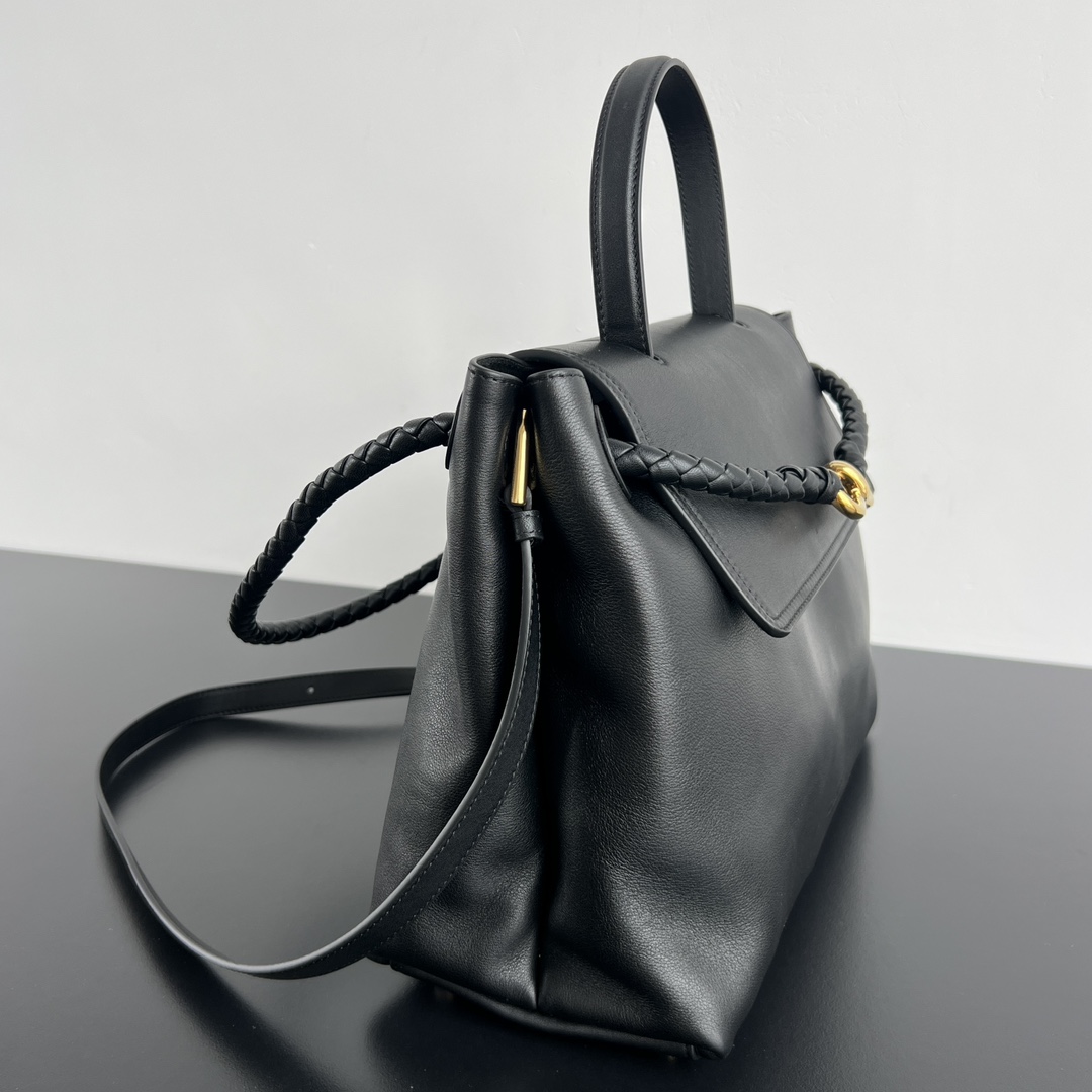 BV 葆蝶家 Ciao Ciao Tote  编织设计 小牛皮 购物袋 手提袋  枕头包  斜款包 黑色 817231V4O921019