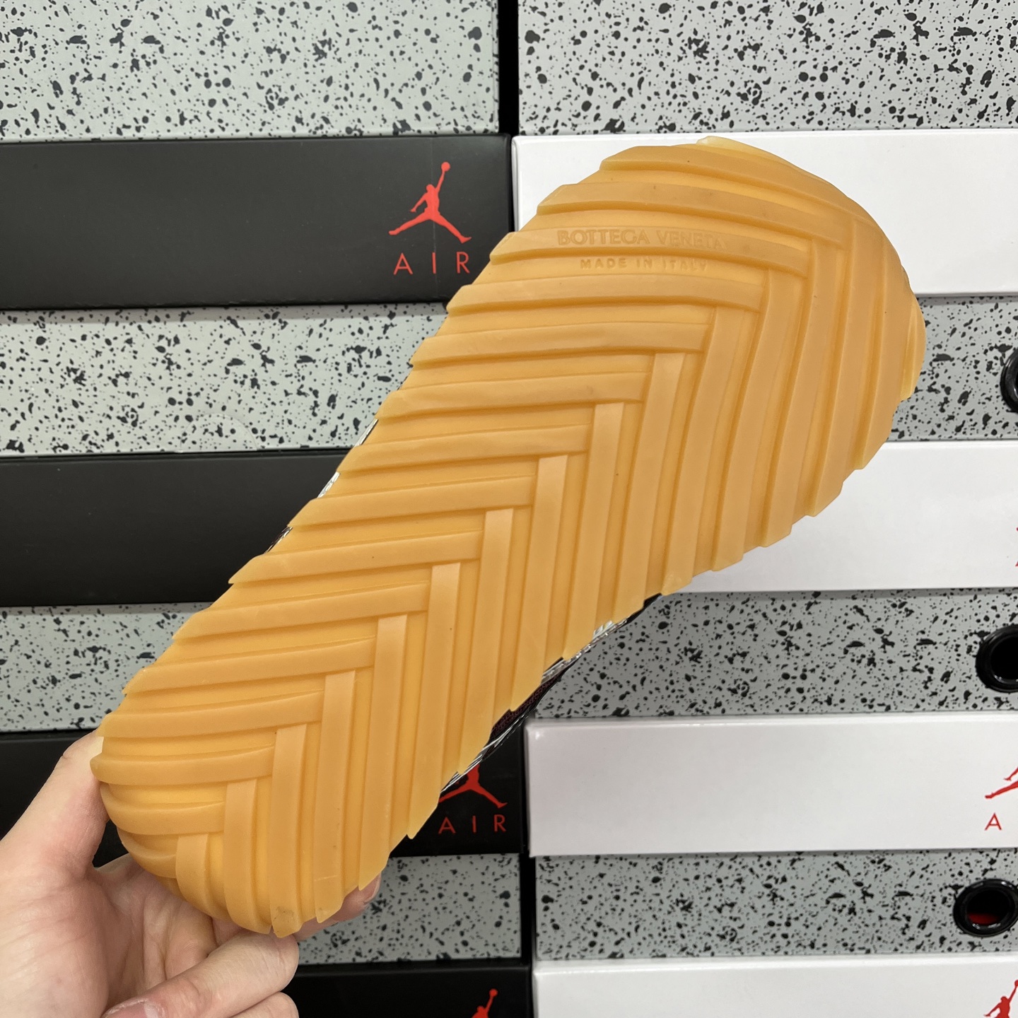 BV Orbit Runner 葆蝶 低筒 时尚舒适 老爹鞋 生活休闲鞋 板鞋 波鞋 紫色B5 741357V2X404766