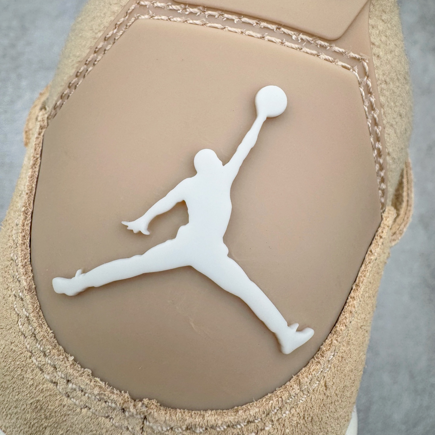 Air Jordan AJ4 WMNS "Cozy 低筒 男鞋  女鞋 耐磨透气 籃球鞋 板鞋 波鞋B5  Girl"泰迪熊 HV0823-200