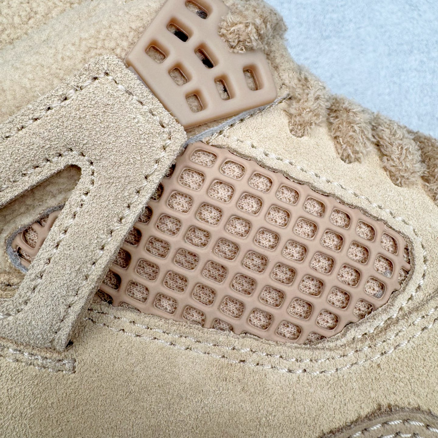 Air Jordan AJ4 WMNS "Cozy 低筒 男鞋  女鞋 耐磨透气 籃球鞋 板鞋 波鞋B5  Girl"泰迪熊 HV0823-200