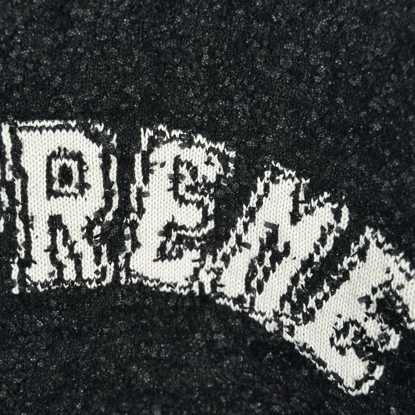 SupremeSS25 WEEK5 Textured Arc Sweater 弧形logo毛绒舒适美式潮流毛衣 秋衣 长袖T恤 男女同款 黑色 粉色 白色 SUP-SS25-109