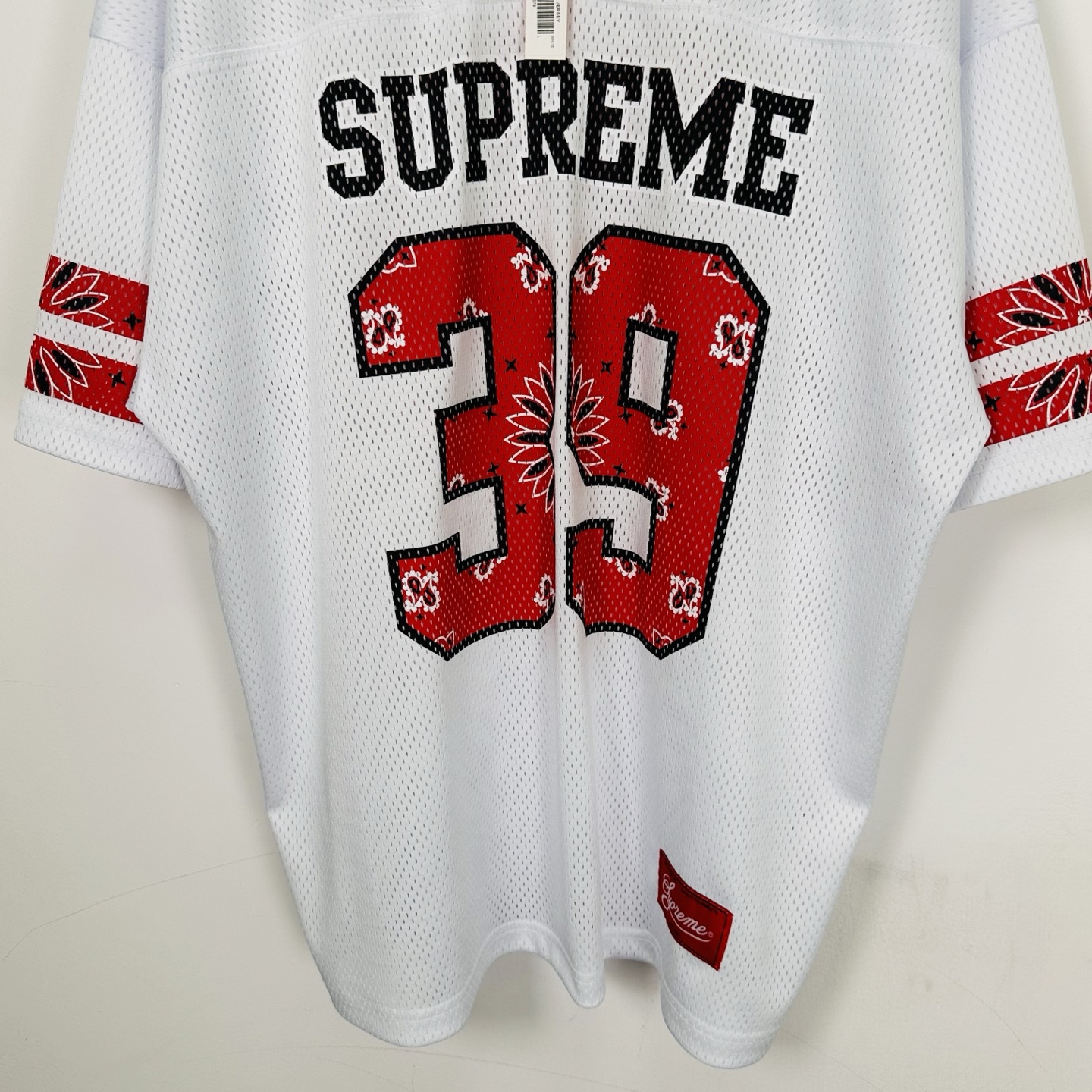 Supreme SS25 WEEK14 Bandana Football Jersey logo 39号 印花  短袖T恤 男女同款 黑色 白色 SUP-SS25-053