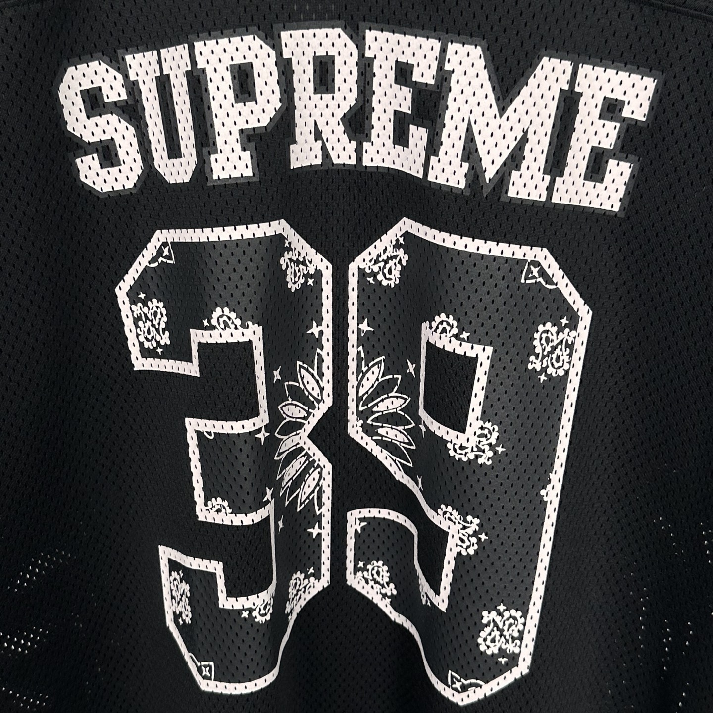 Supreme SS25 WEEK14 Bandana Football Jersey logo 39号 印花  短袖T恤 男女同款 黑色 白色 SUP-SS25-053