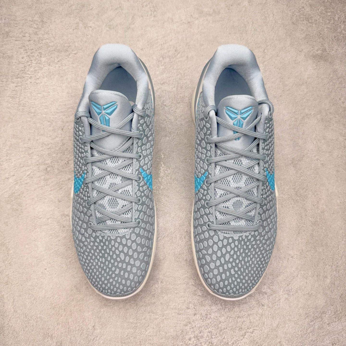 S2 Kobe6  前掌Zoom Turbo 气垫 后掌EVA缓震 低筒 球鞋 籃球鞋 實戰鞋 真碳板 男鞋 波鞋 克拉克北卡蓝 IO3672-400