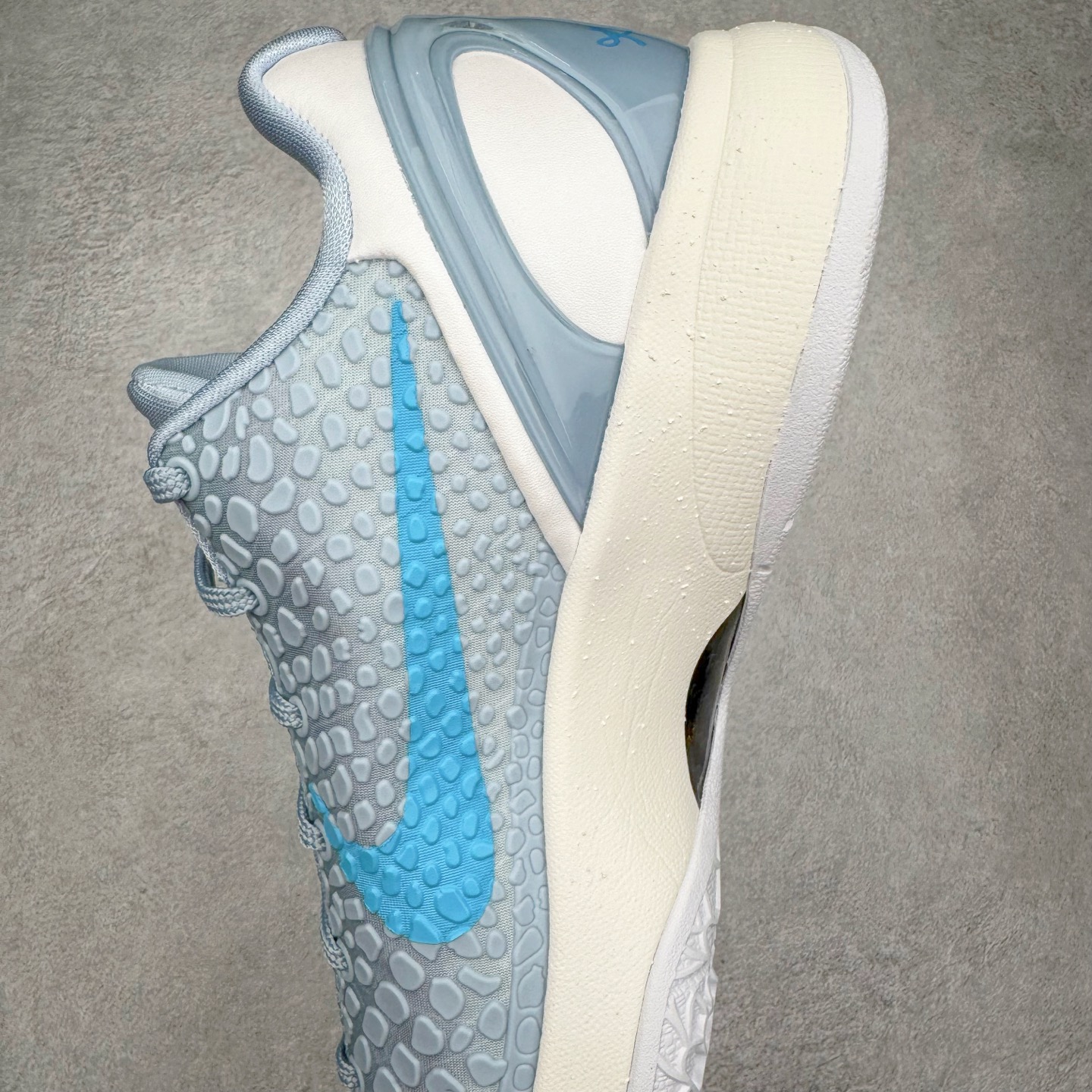 S2 Kobe6  前掌Zoom Turbo 气垫 后掌EVA缓震 低筒 球鞋 籃球鞋 實戰鞋 真碳板 男鞋 波鞋 克拉克北卡蓝 IO3672-400