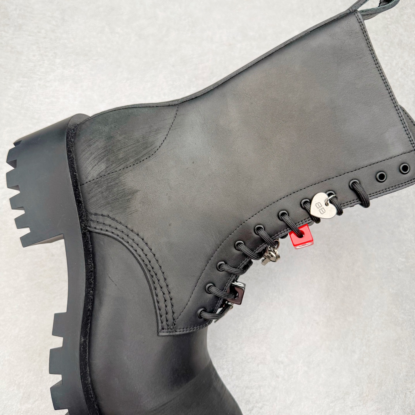 Balenciaga  Hummer 巴黎世家 系带  中筒 老爹鞋 运动 复古板鞋 休闲鞋 男鞋 黑色 786137WCDA31080