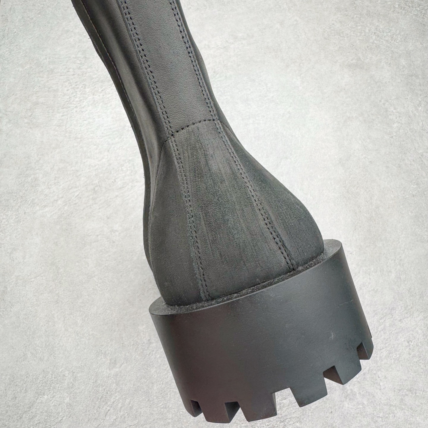 Balenciaga  Hummer 巴黎世家 系带  中筒 老爹鞋 运动 复古板鞋 休闲鞋 男鞋 黑色 786137WCDA31080