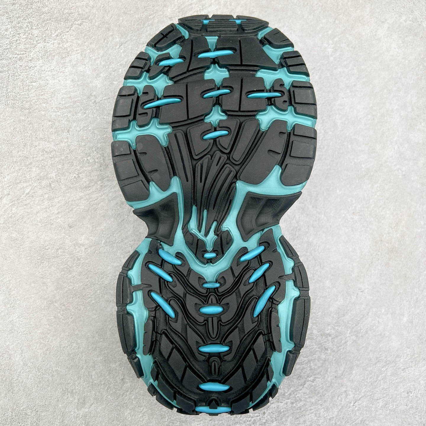 Balenciaga  巴黎世家 10XL 网布 系带 做旧 低筒 老爹鞋 运动 复古板鞋 休闲鞋 男鞋 女鞋 波鞋 湖蓝色 815859W2MV24410