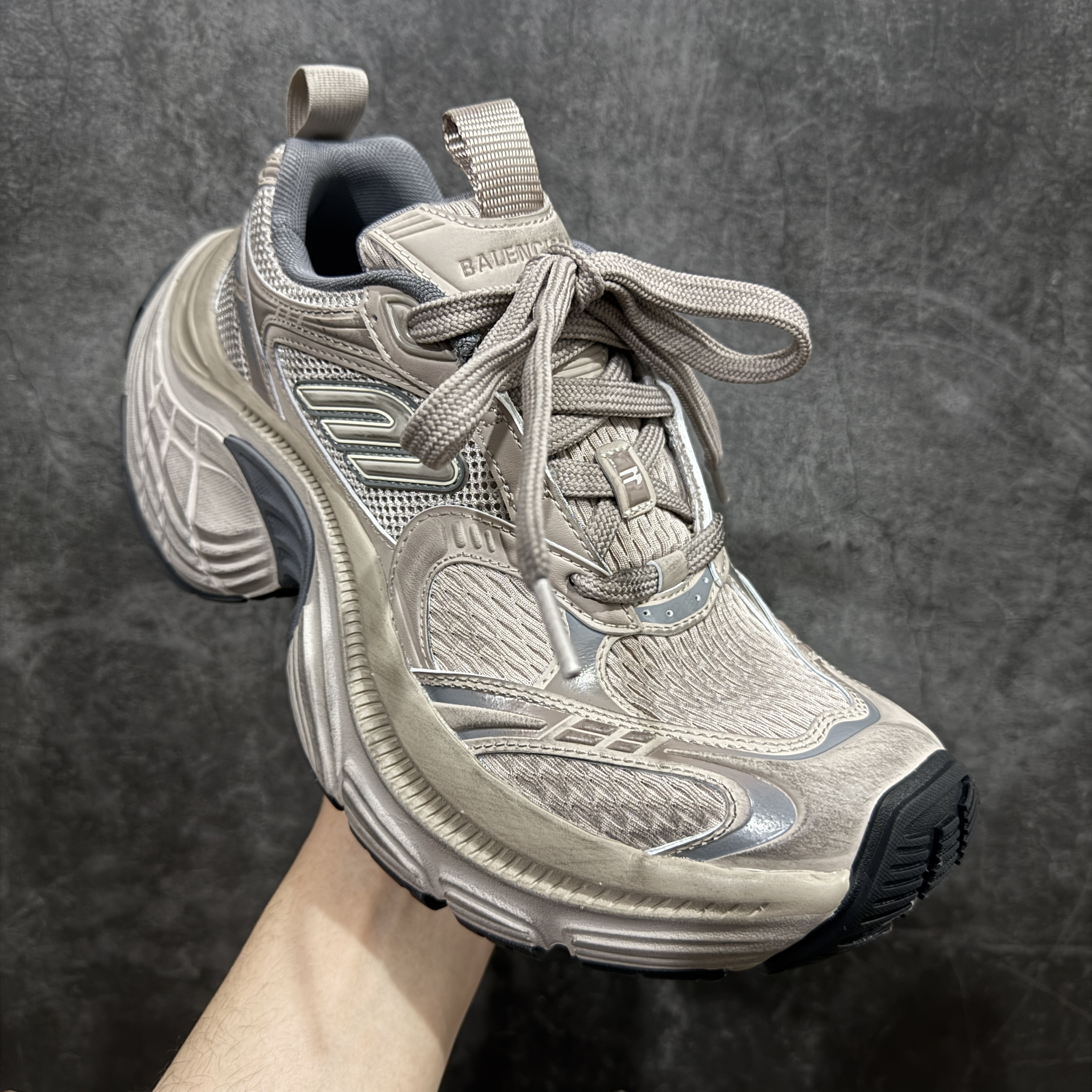 Balenciaga  巴黎世家 10XL 网布 系带 做旧 低筒 老爹鞋 运动 复古板鞋 休闲鞋 男鞋 女鞋 波鞋  灰色 815853W2MV29157