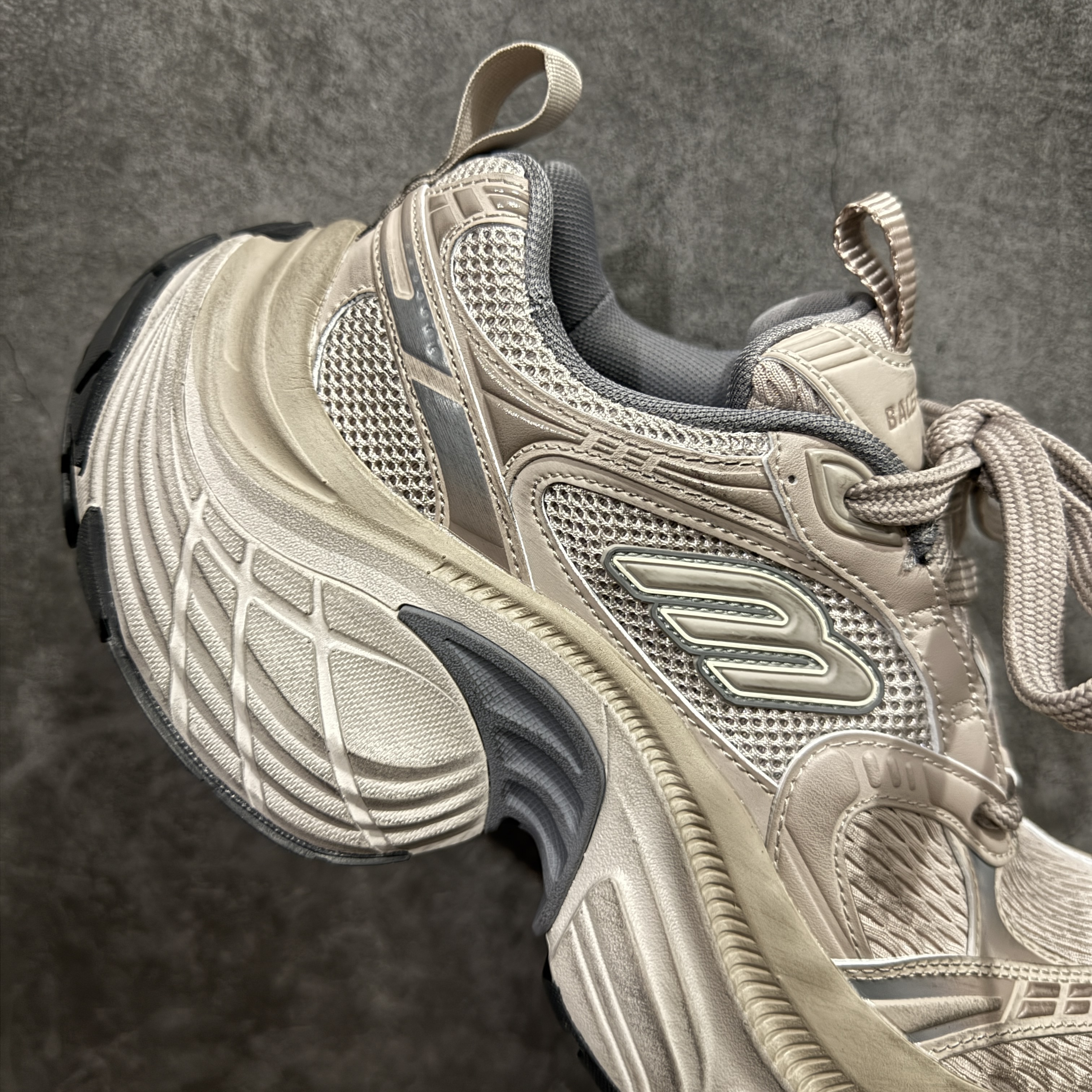 Balenciaga  巴黎世家 10XL 网布 系带 做旧 低筒 老爹鞋 运动 复古板鞋 休闲鞋 男鞋 女鞋 波鞋  灰色 815853W2MV29157