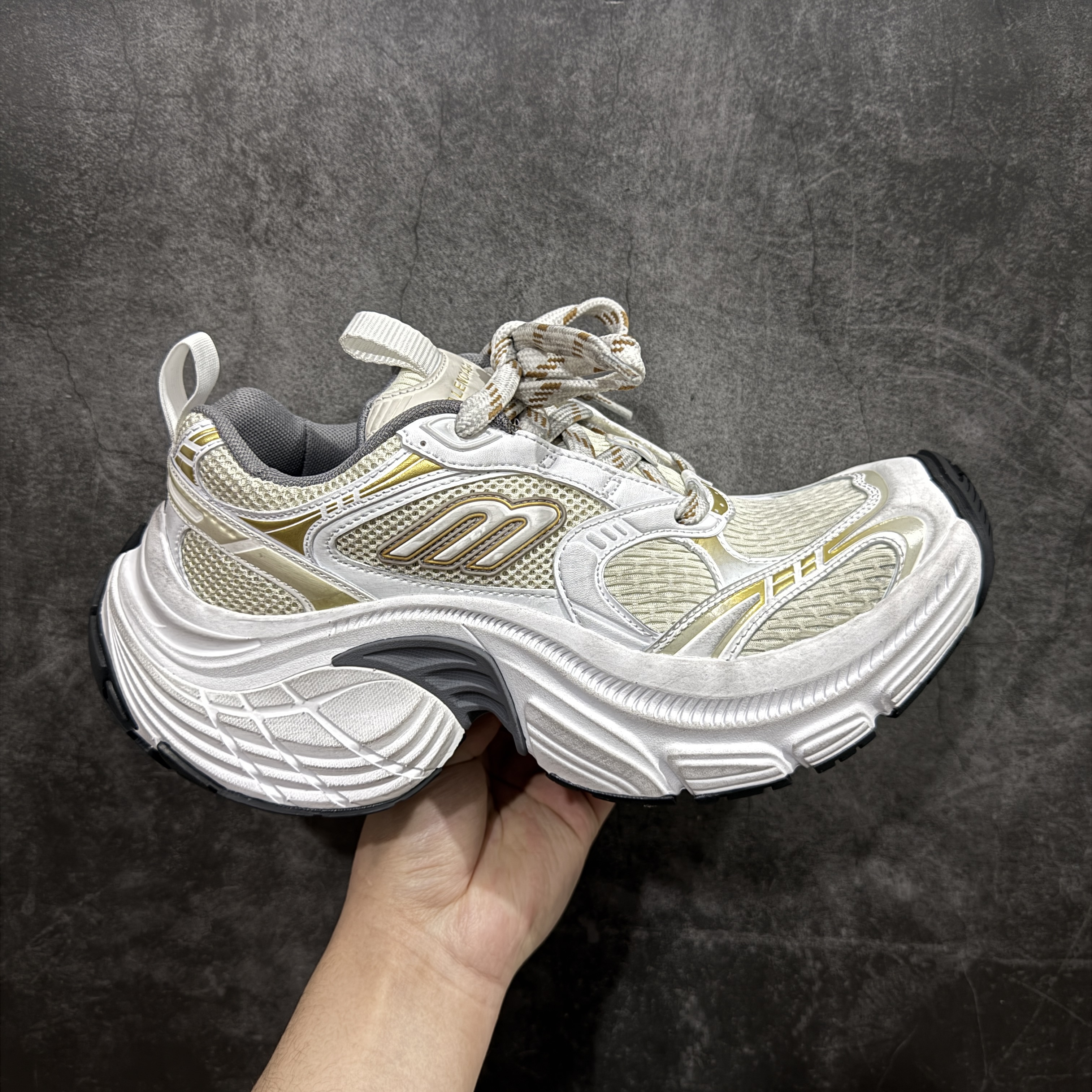 Balenciaga  巴黎世家 10XL 网布 系带 做旧 低筒 老爹鞋 运动 复古板鞋 休闲鞋 男鞋 女鞋 波鞋  米白 815853W2MV29157