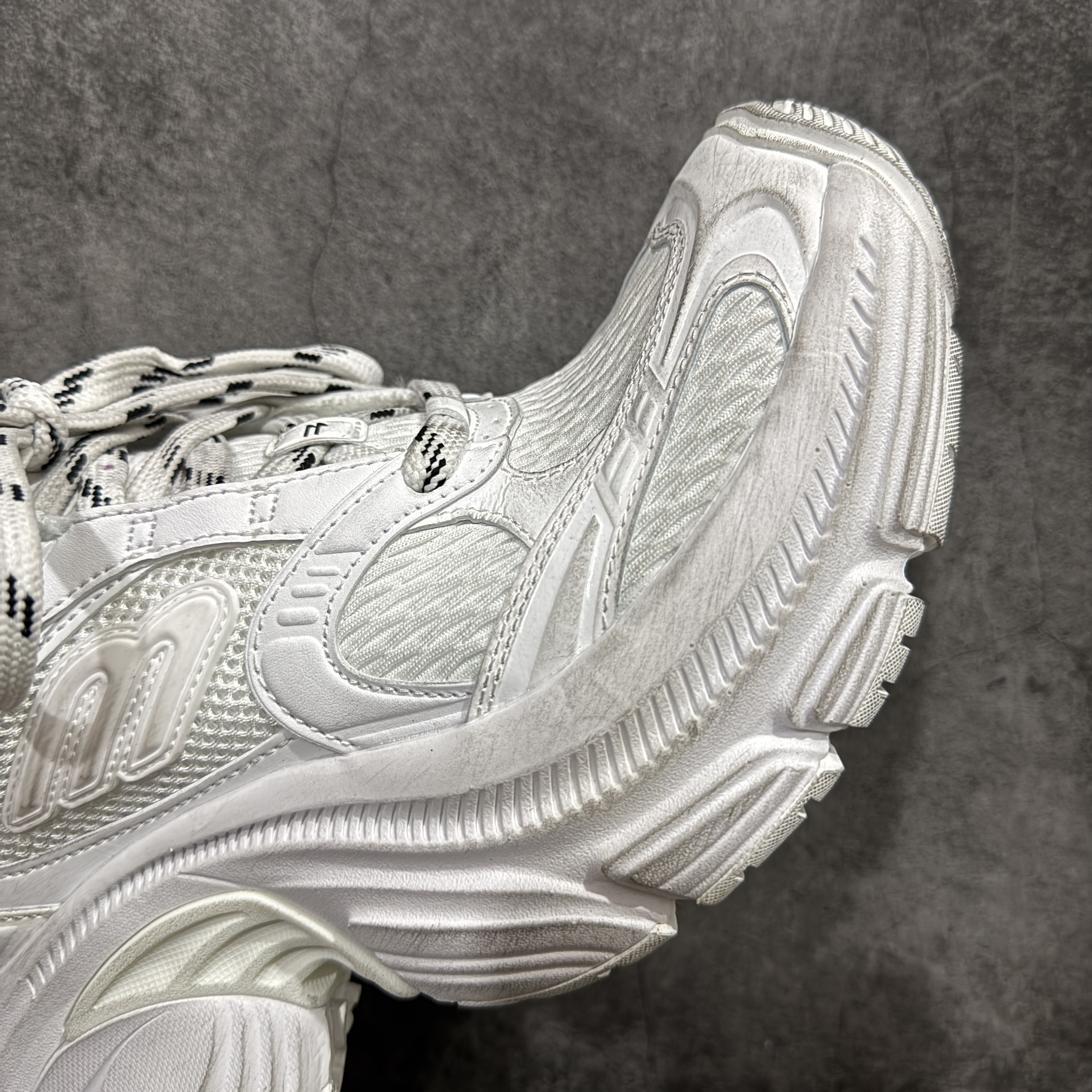 Balenciaga  巴黎世家 10XL 网布 系带 做旧 低筒 老爹鞋 运动 复古板鞋 休闲鞋 男鞋 女鞋 波鞋 灰白 815859W2MV29000