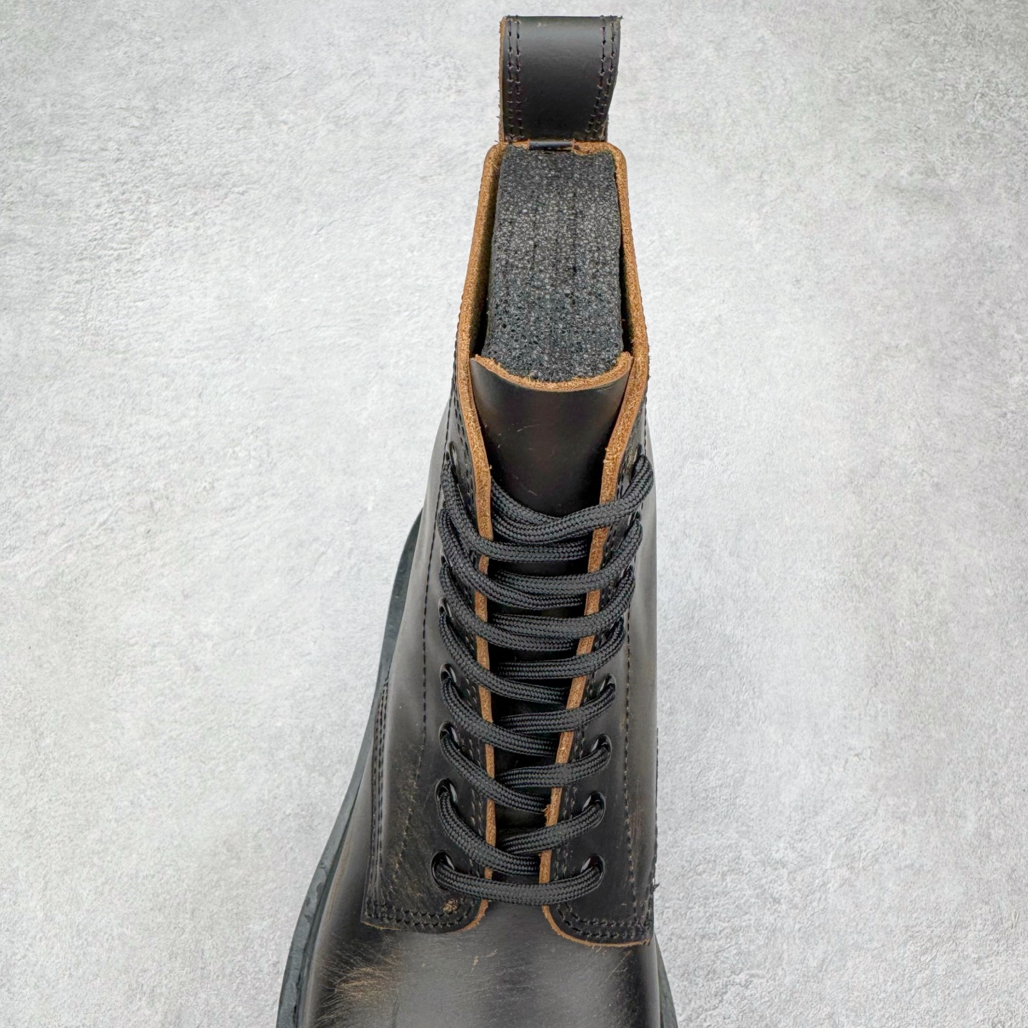 Balenciaga  Strike  巴黎世家 系带  中筒 皮鞋 复古板鞋 休闲鞋 男鞋 黑棕-C0 670633WBD111020