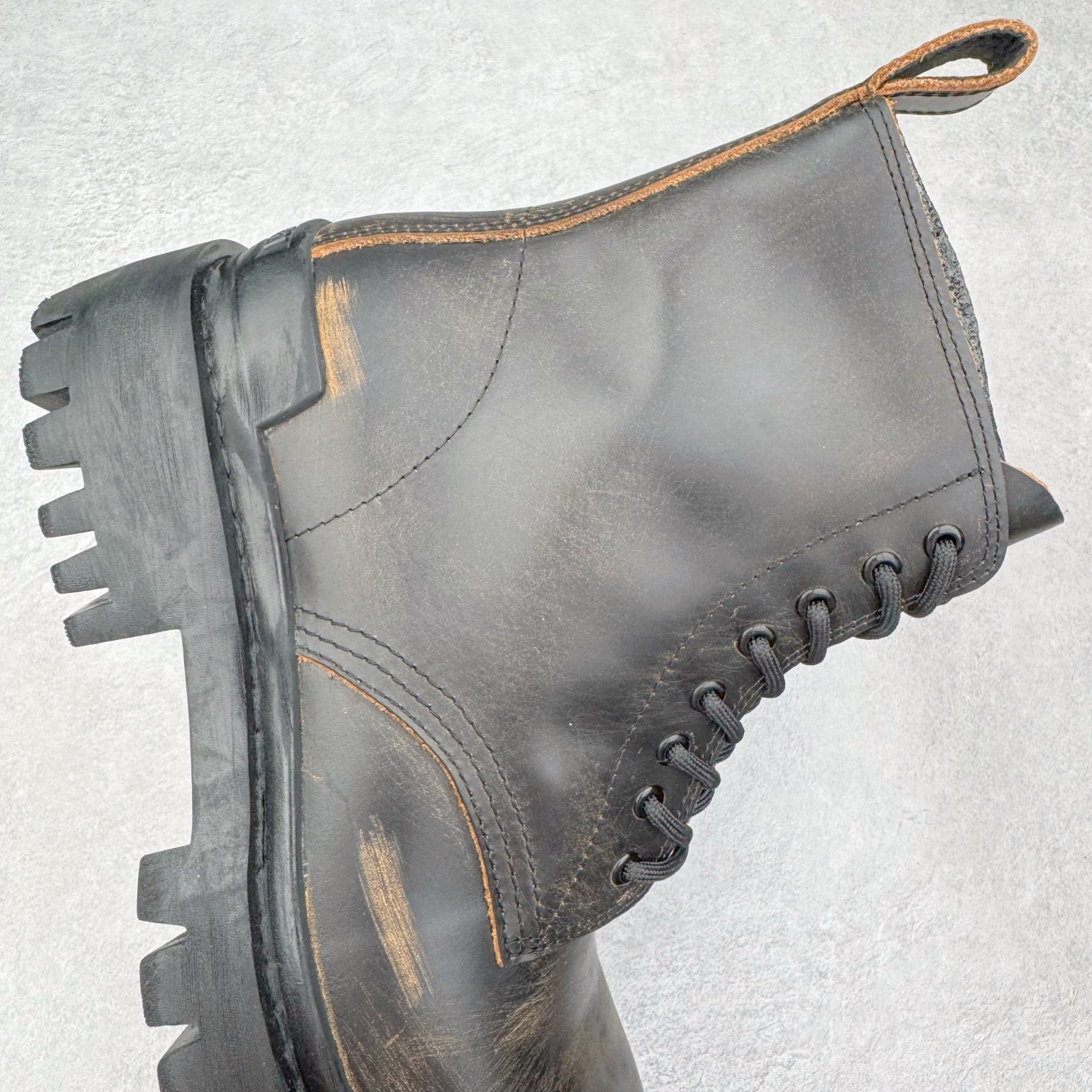 Balenciaga  Strike  巴黎世家 系带  中筒 皮鞋 复古板鞋 休闲鞋 男鞋 黑棕-C0 670633WBD111020