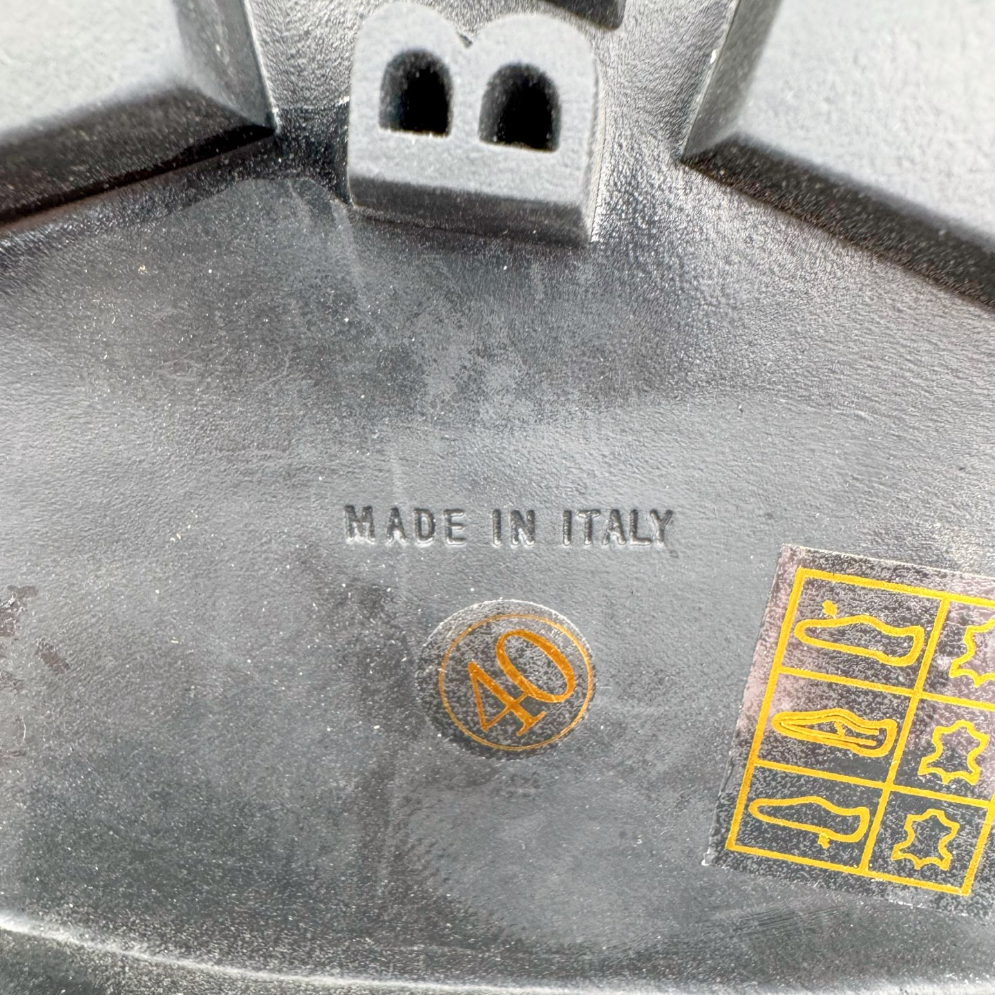 Balenciaga  Strike  巴黎世家 系带  中筒 皮鞋 复古板鞋 休闲鞋 男鞋 黑棕-C0 670633WBD111020